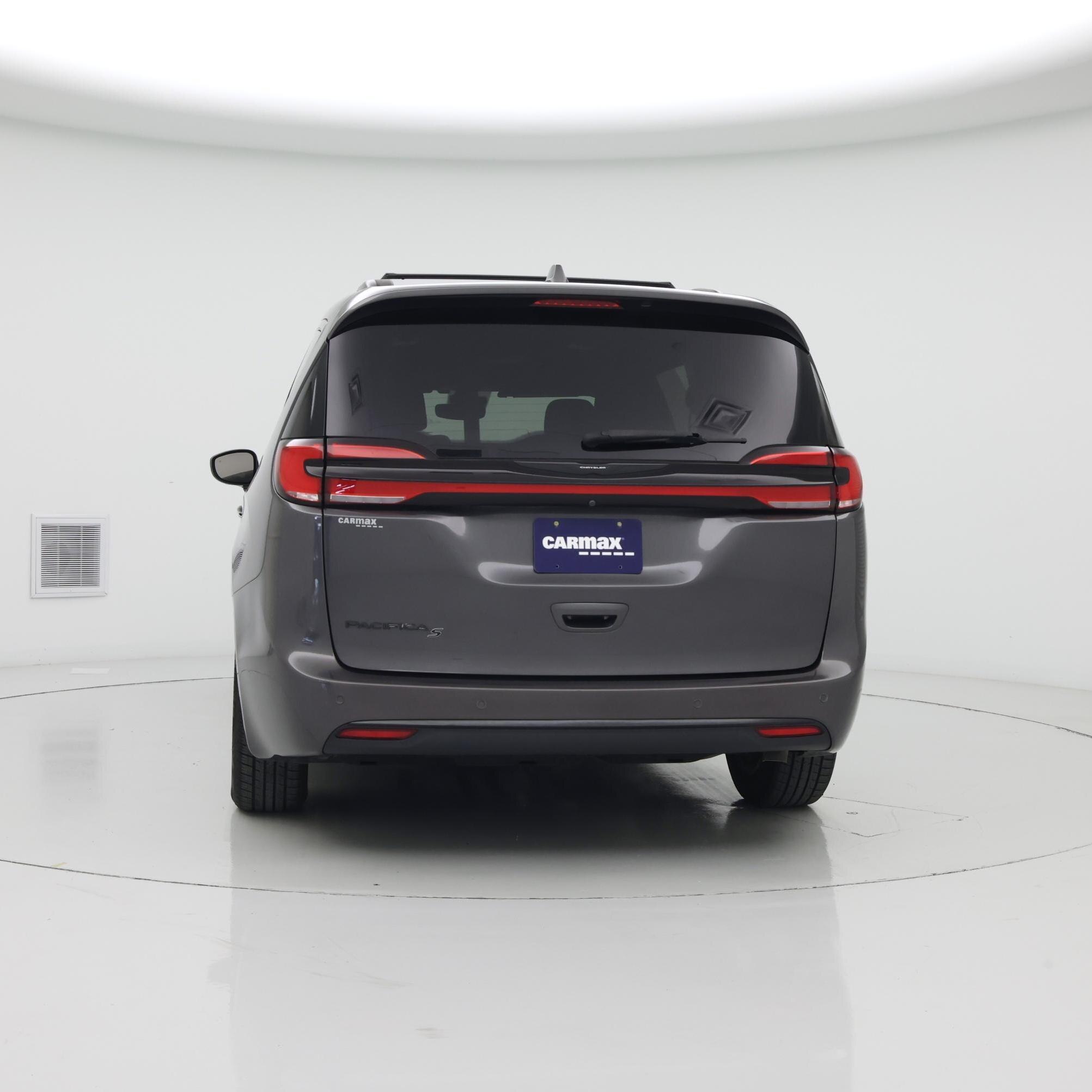 Thumbnail: 2021 Chrysler Pacifica - 6