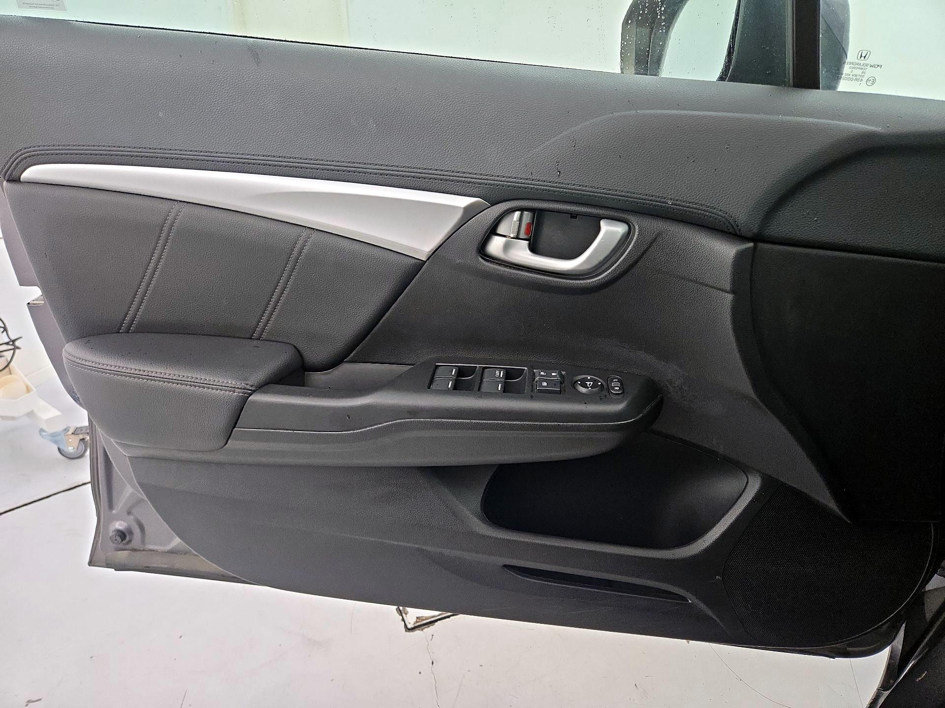 Thumbnail: 2015 Honda Civic - 12