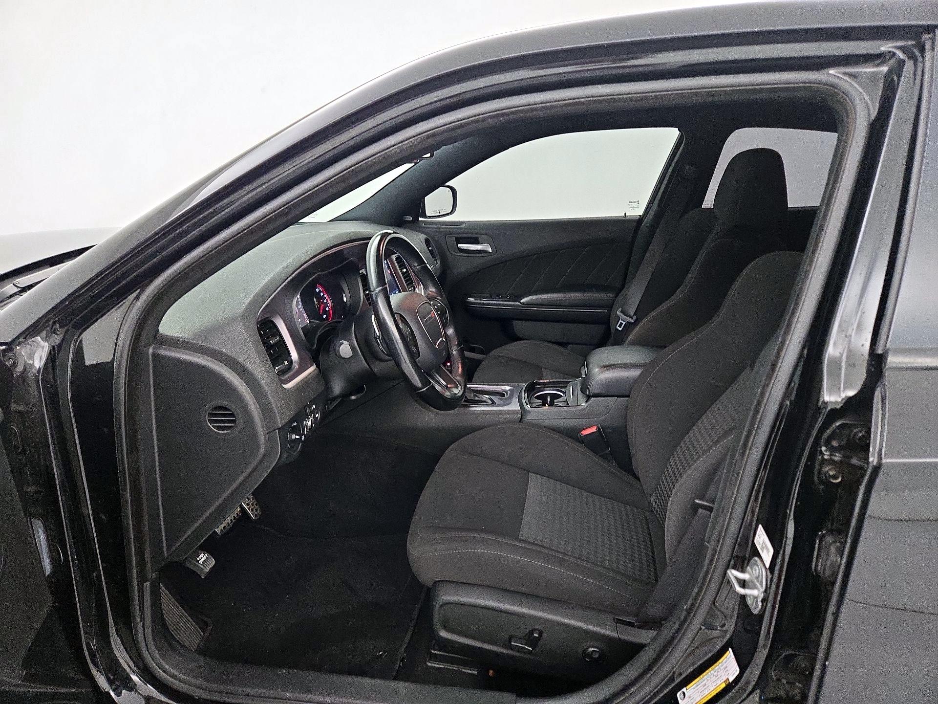 Thumbnail: 2020 Dodge Charger - 11