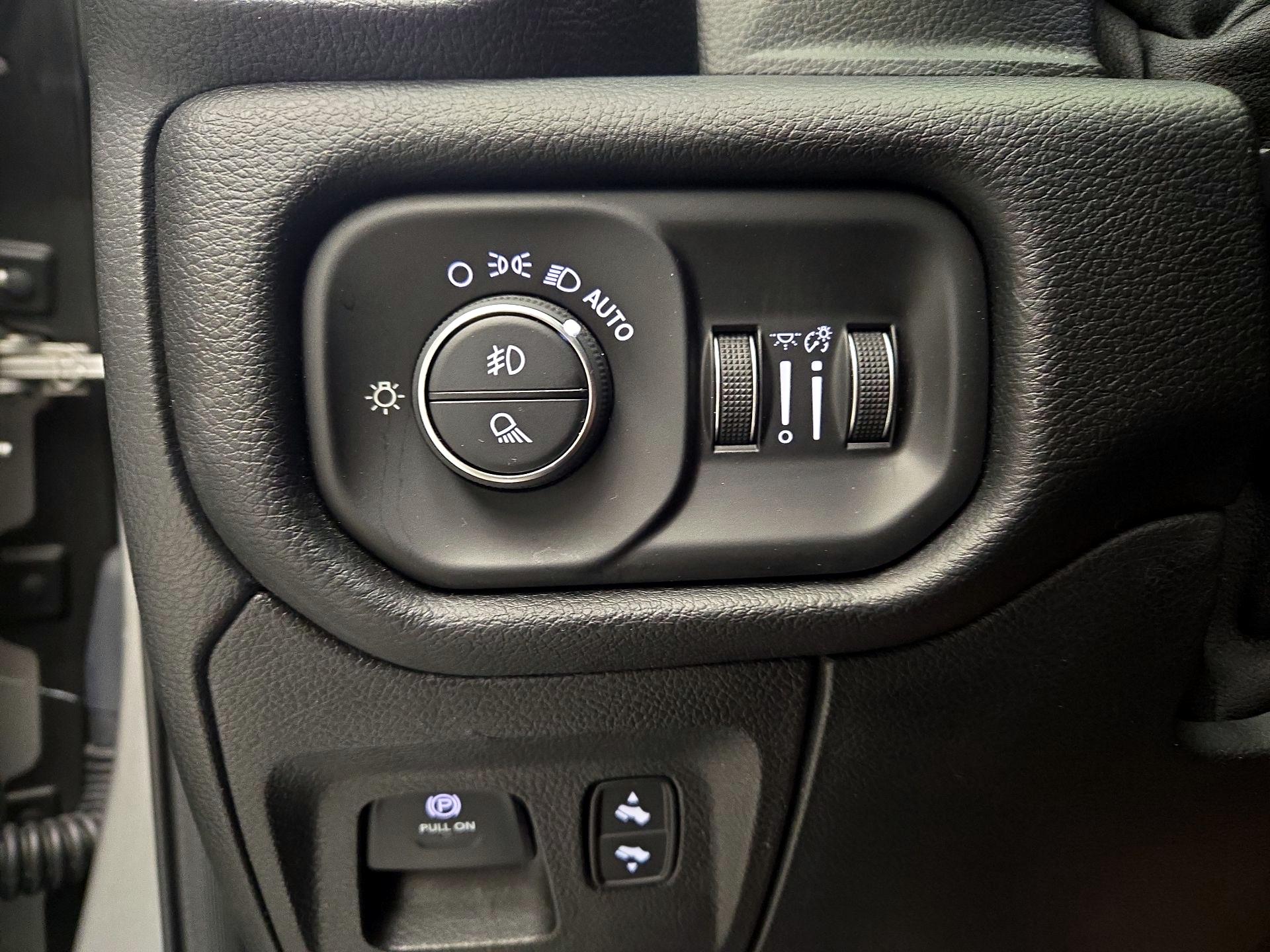 Thumbnail: 2020 RAM 1500 - 13