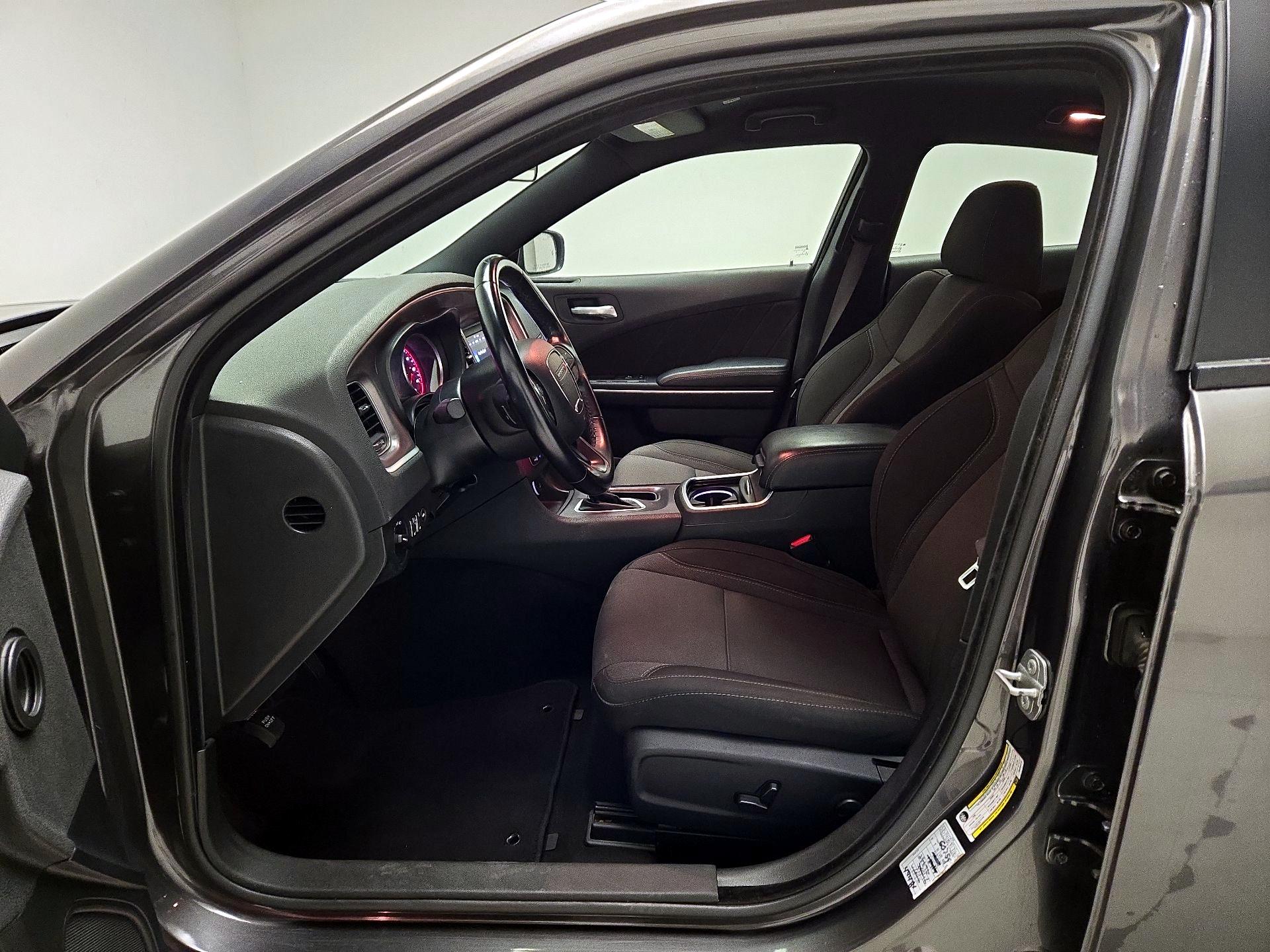 Thumbnail: 2022 Dodge Charger - 11