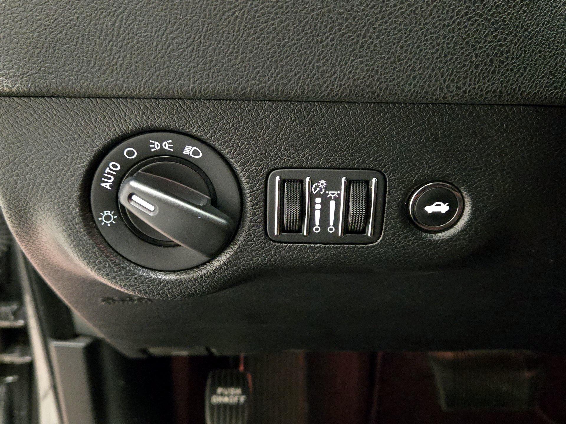 Thumbnail: 2022 Dodge Charger - 13