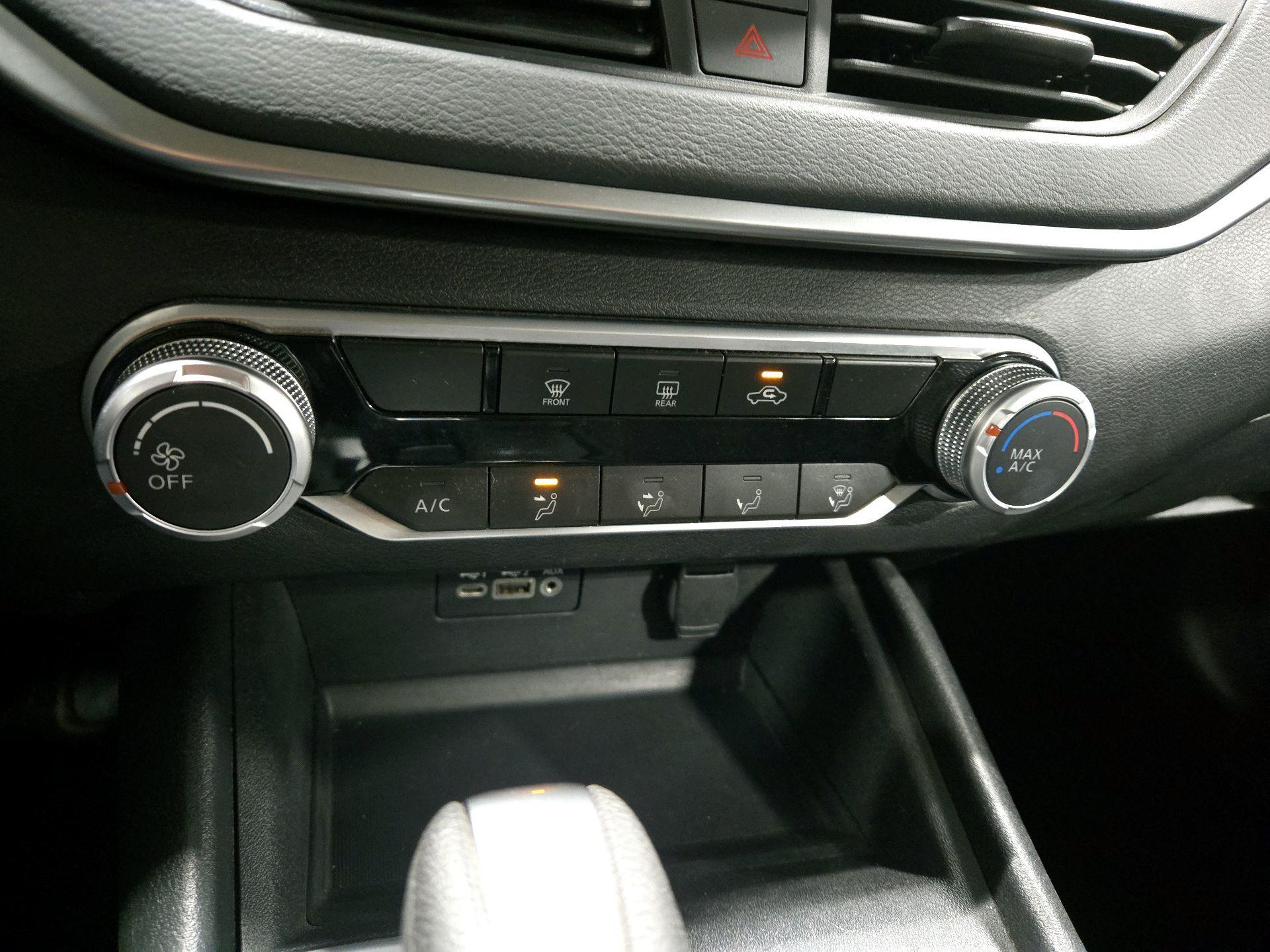 Thumbnail: 2022 Nissan Altima - 16