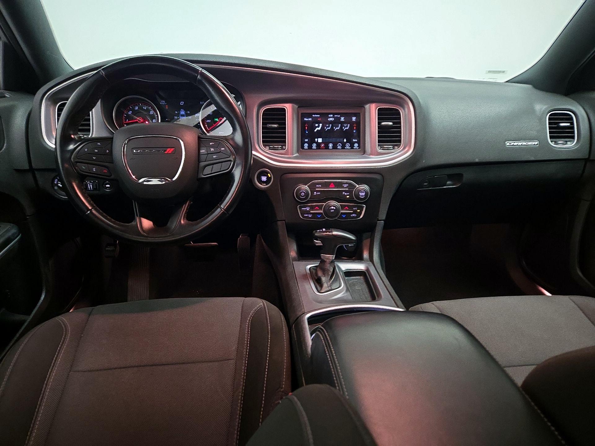 Thumbnail: 2022 Dodge Charger - 9