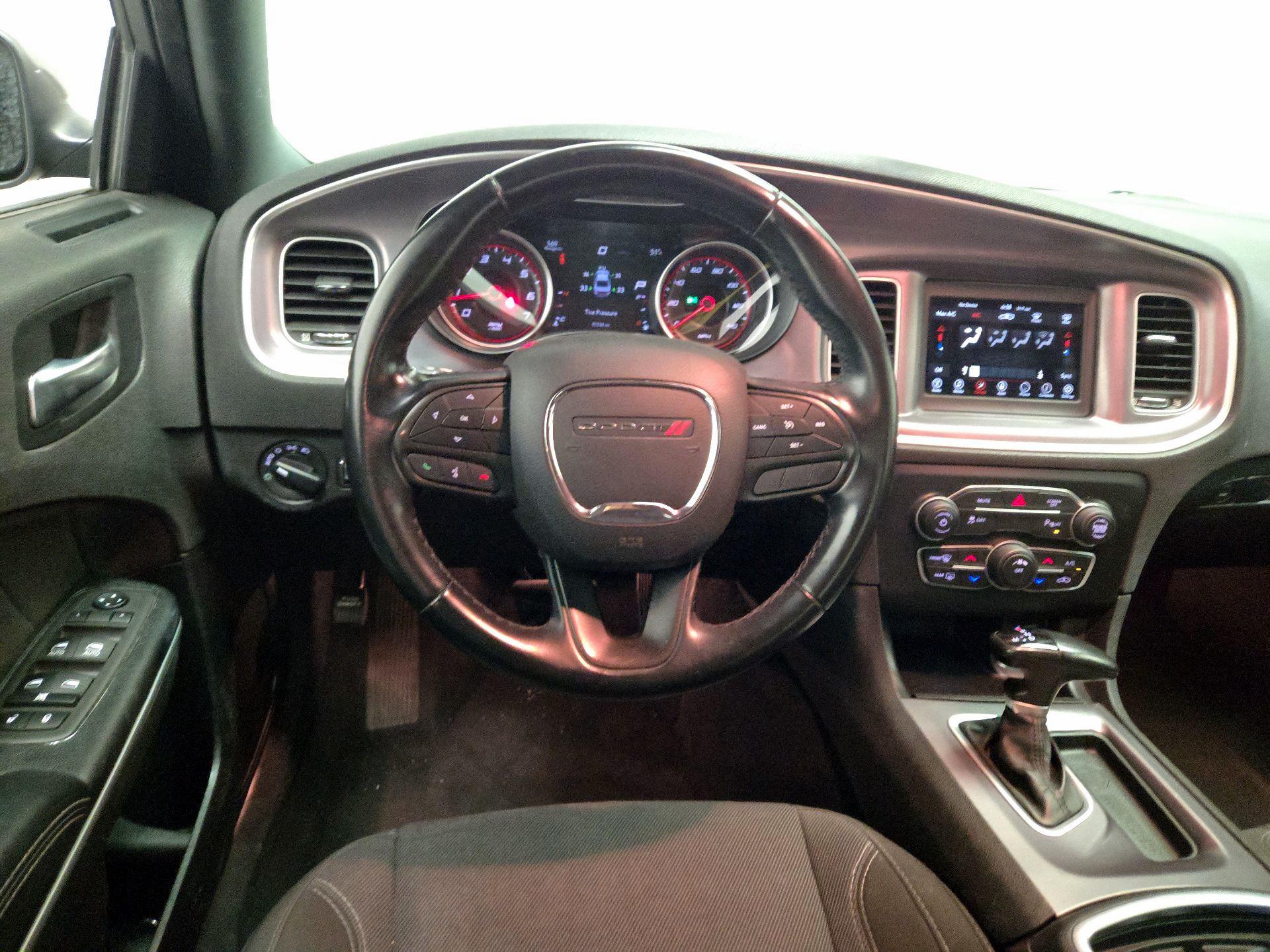 Thumbnail: 2022 Dodge Charger - 10