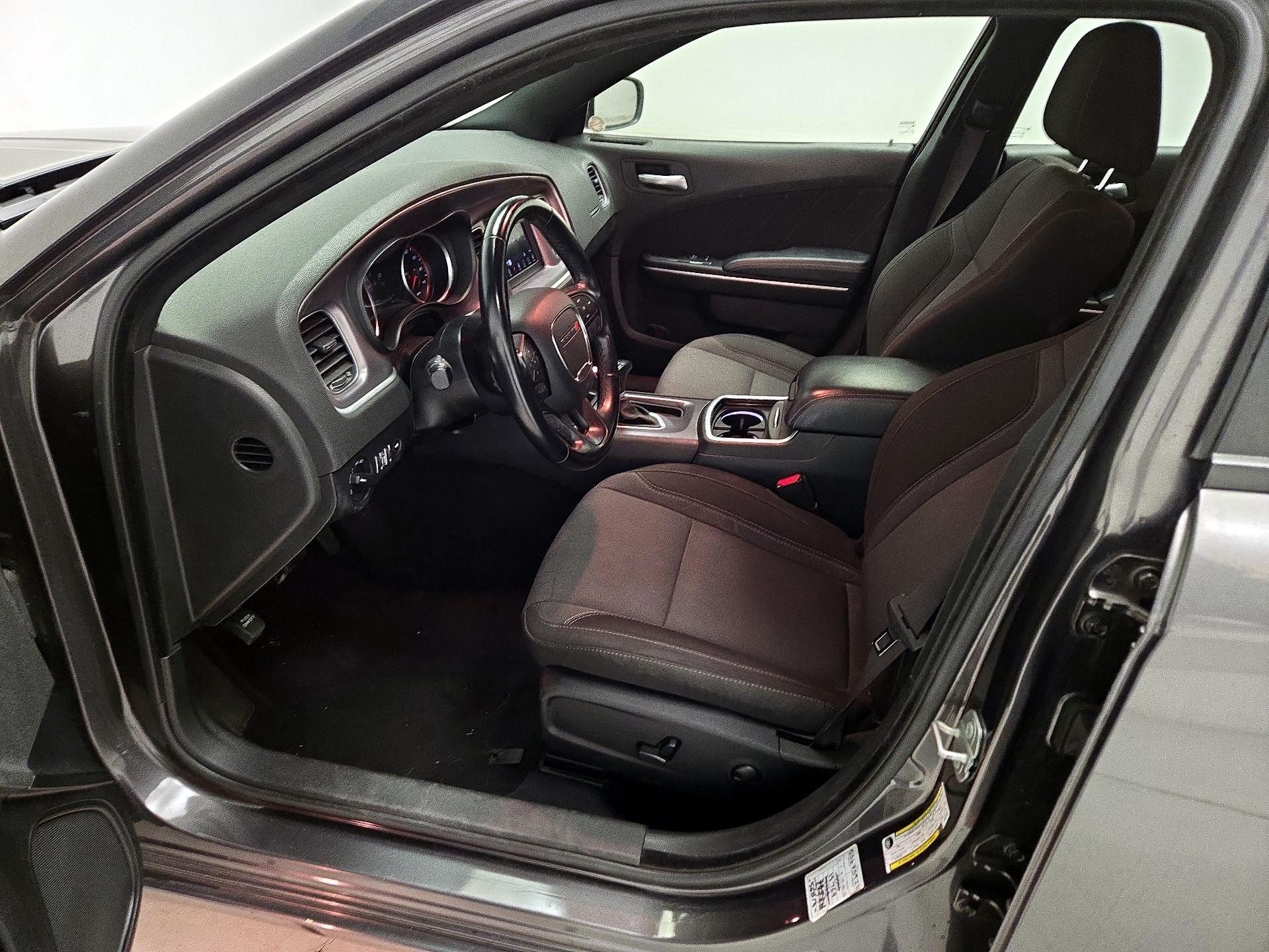 Thumbnail: 2022 Dodge Charger - 11