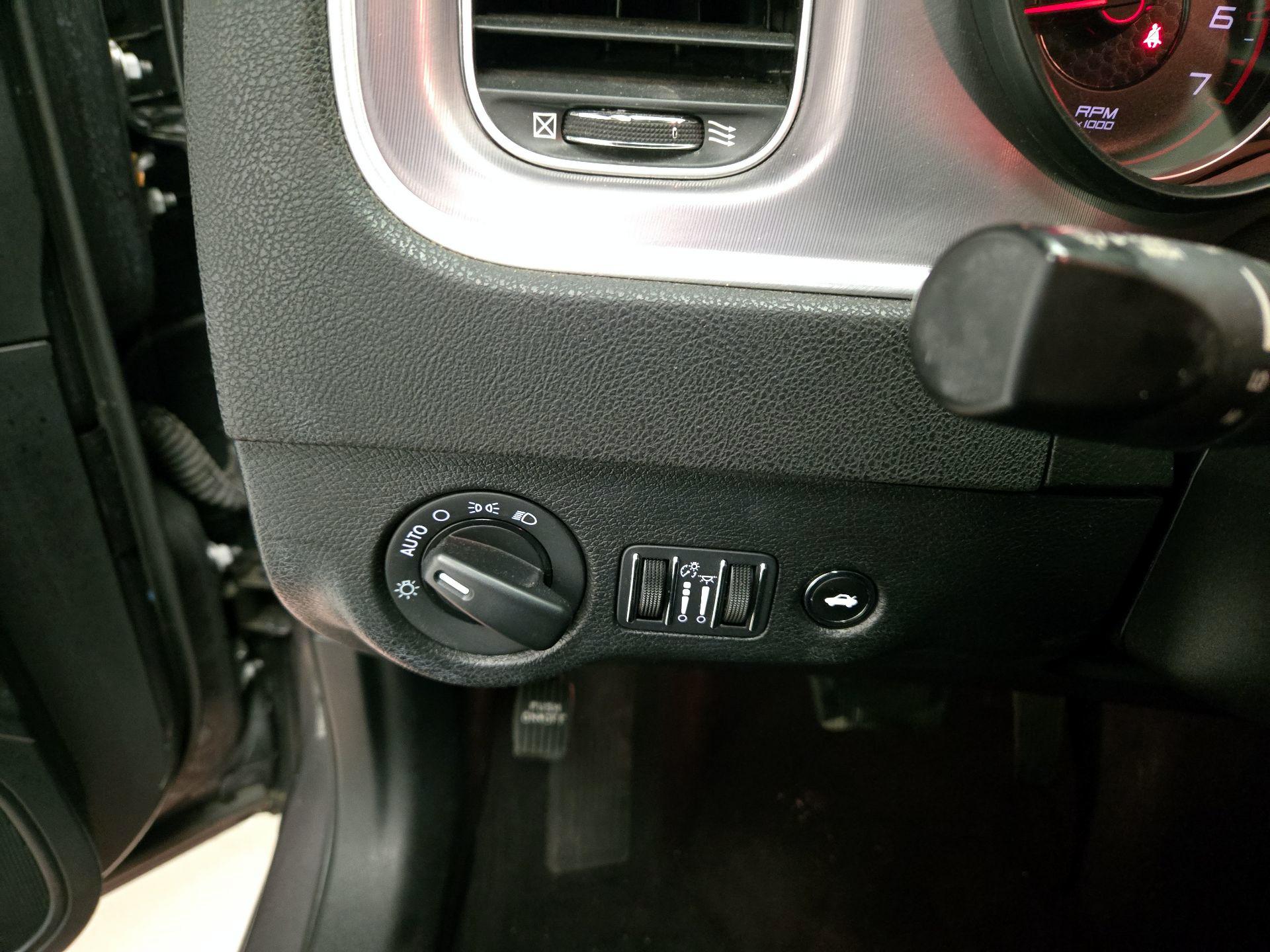 Thumbnail: 2022 Dodge Charger - 13