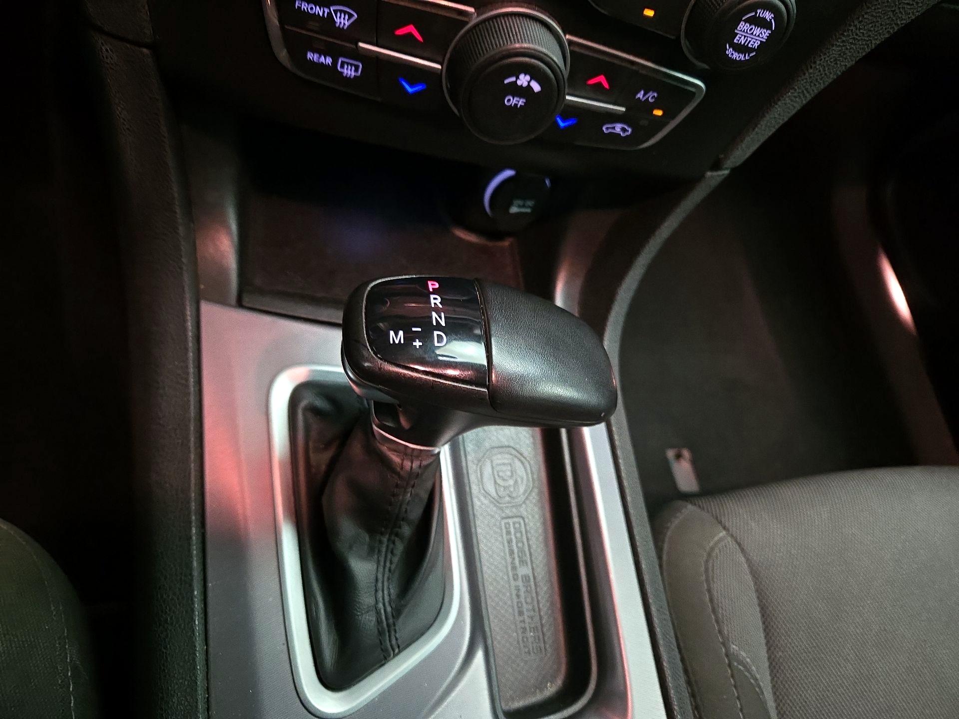 Thumbnail: 2022 Dodge Charger - 17