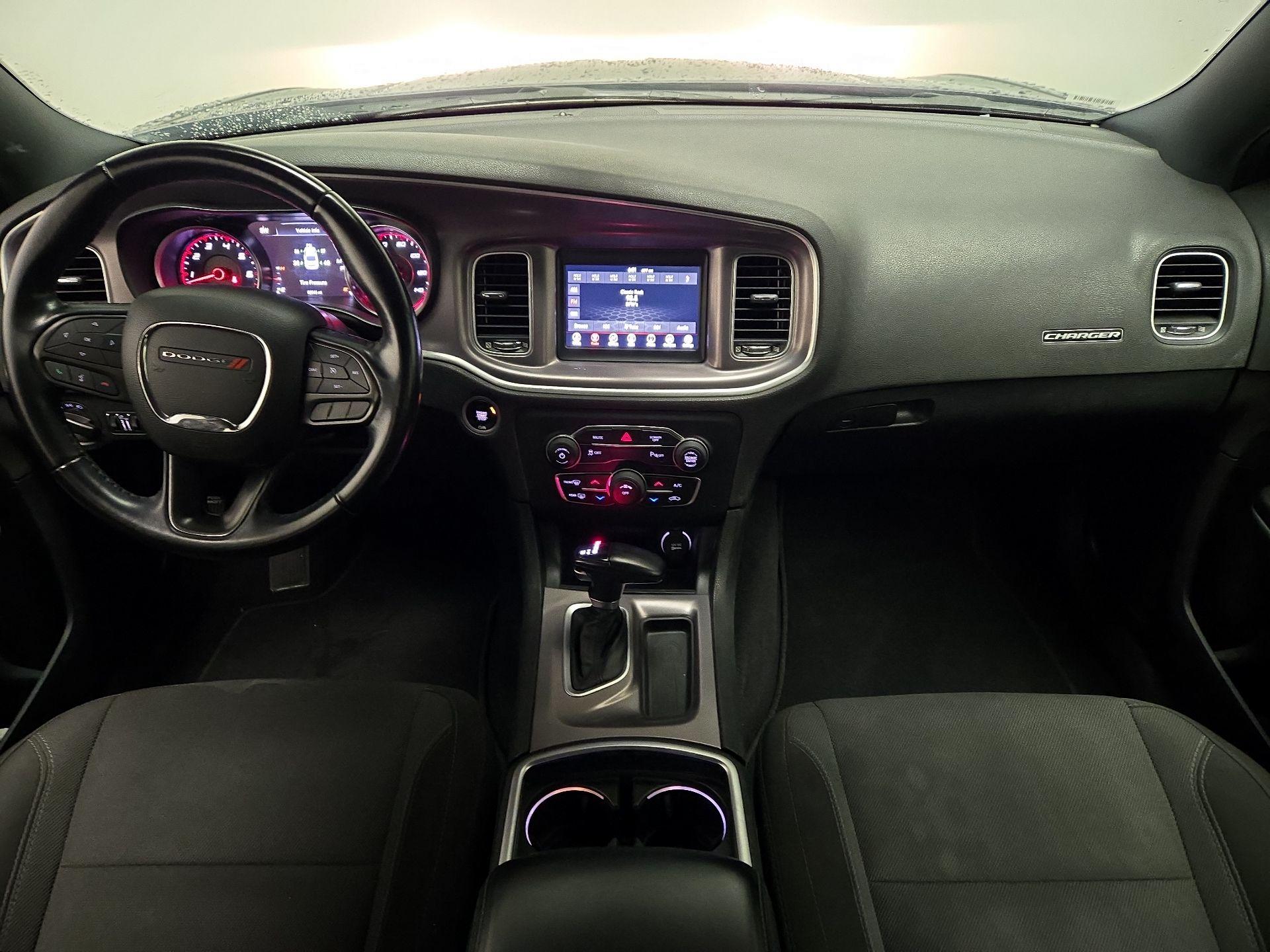 Thumbnail: 2022 Dodge Charger - 9