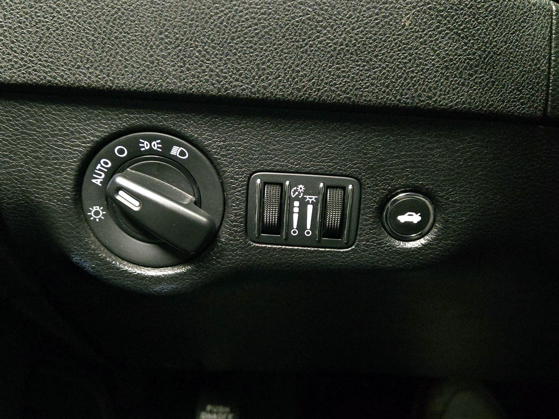 Thumbnail: 2022 Dodge Charger - 13