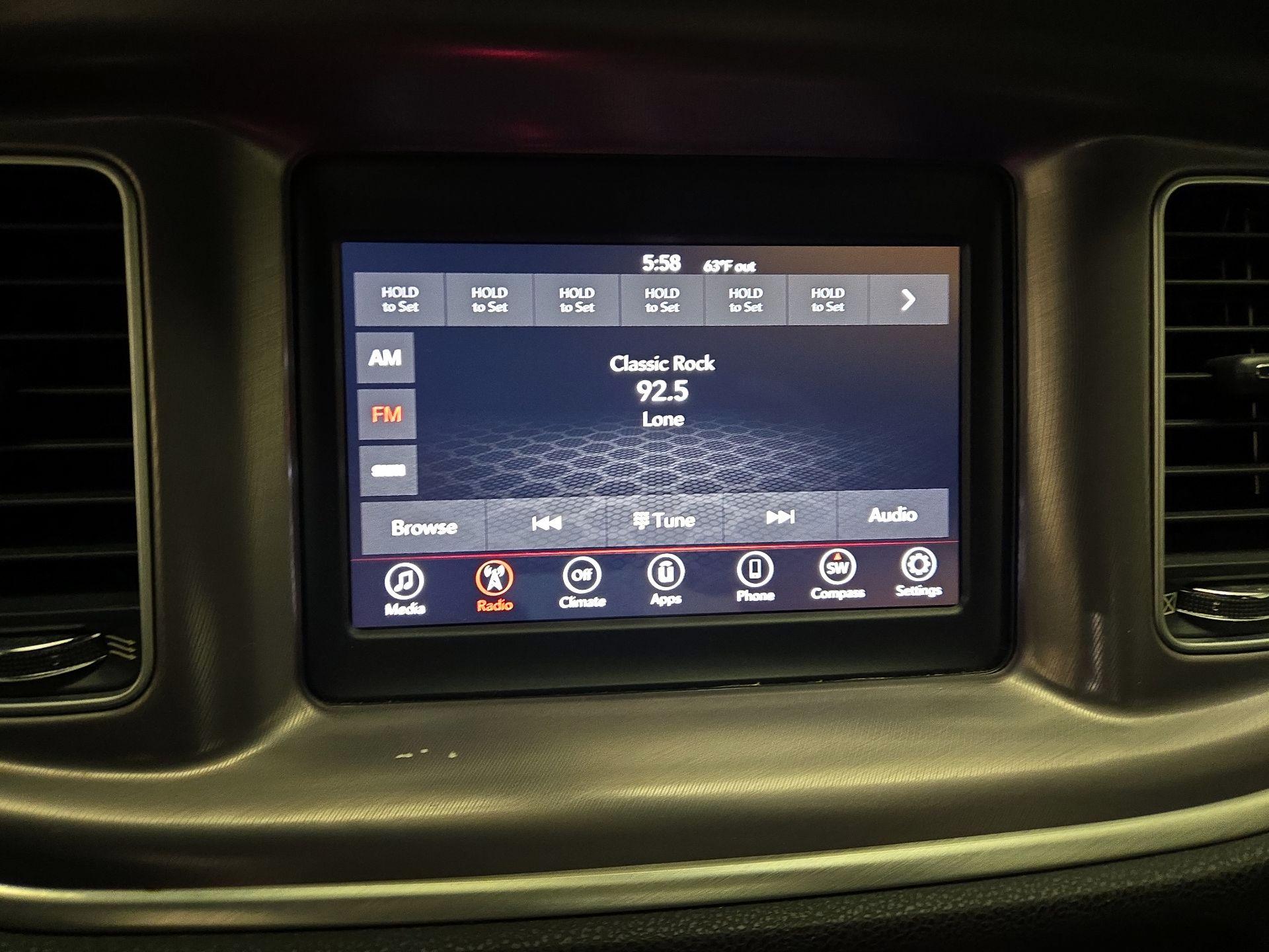 Thumbnail: 2022 Dodge Charger - 15