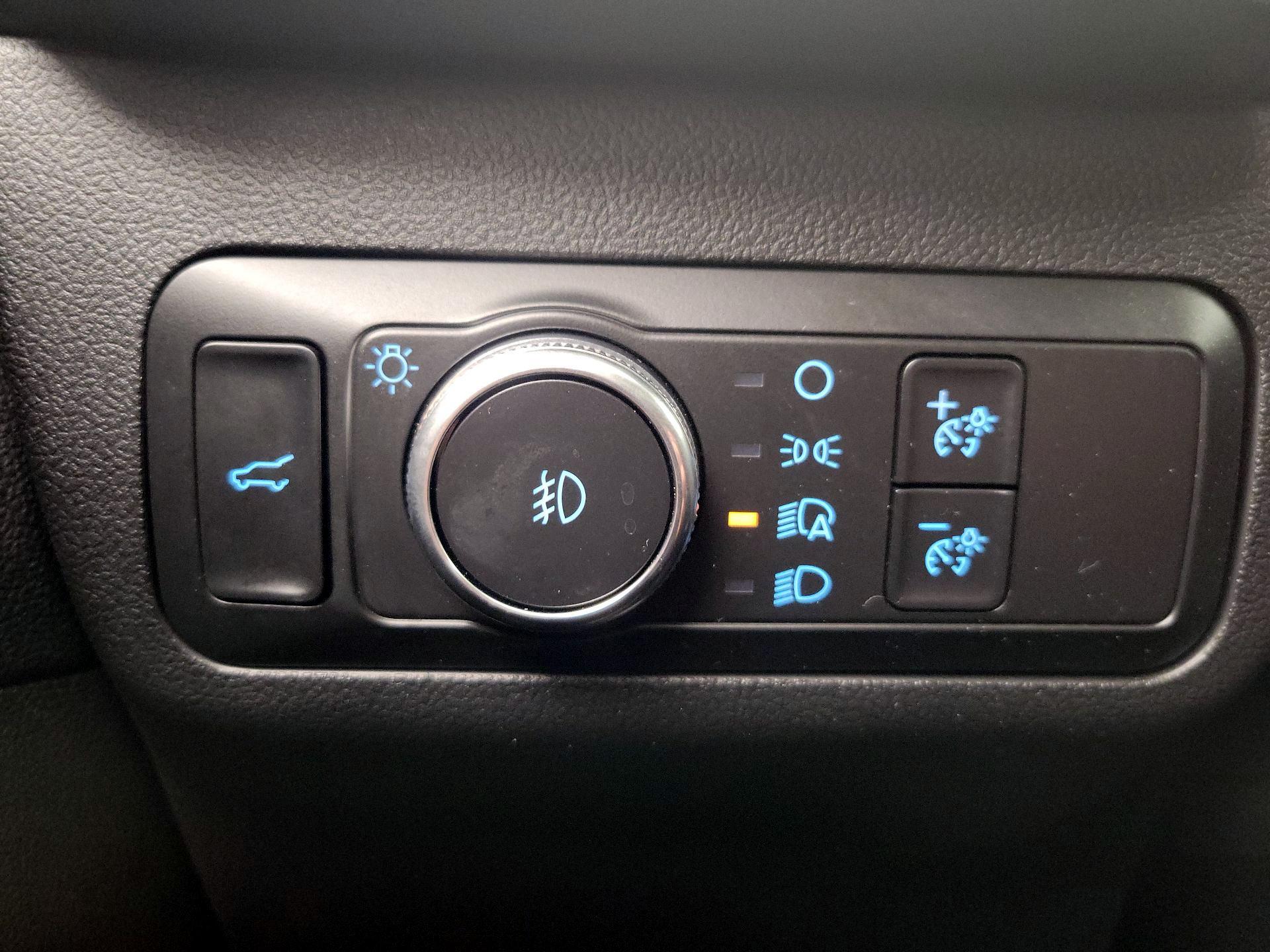 Thumbnail: 2020 Ford Escape - 13