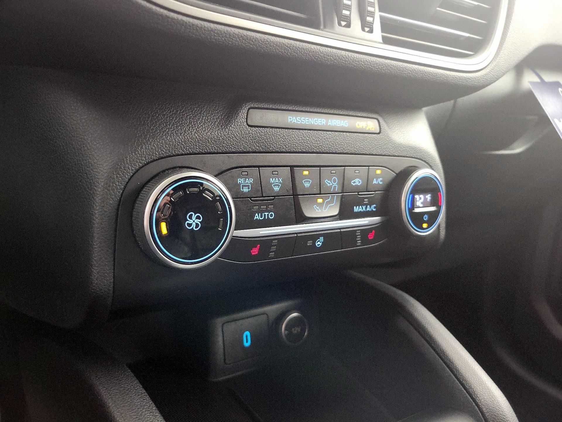 Thumbnail: 2020 Ford Escape - 16