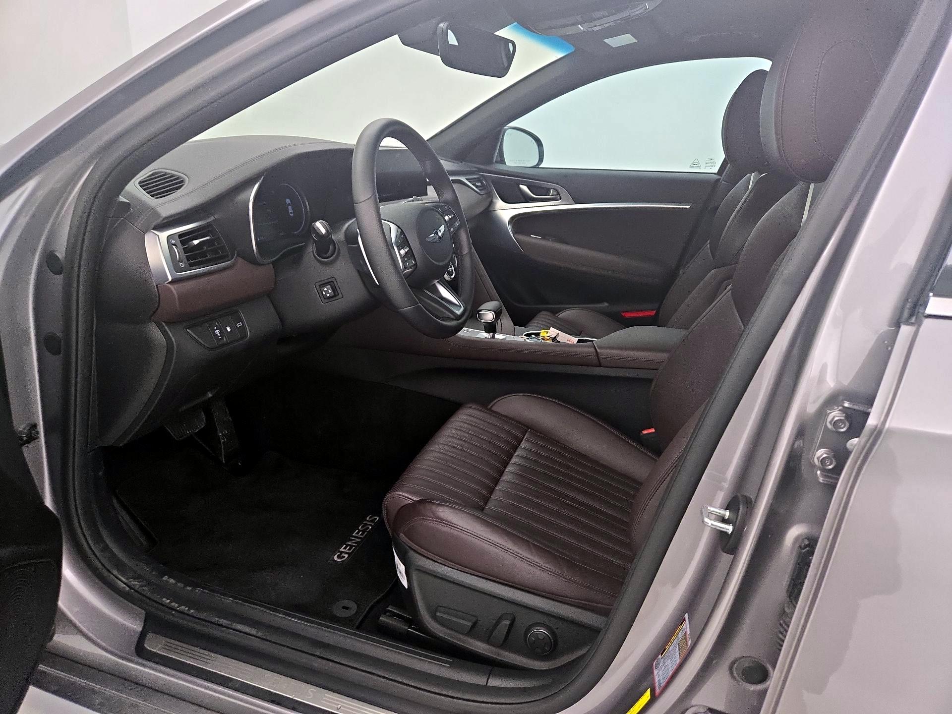 Thumbnail: 2022 Genesis G70 - 11