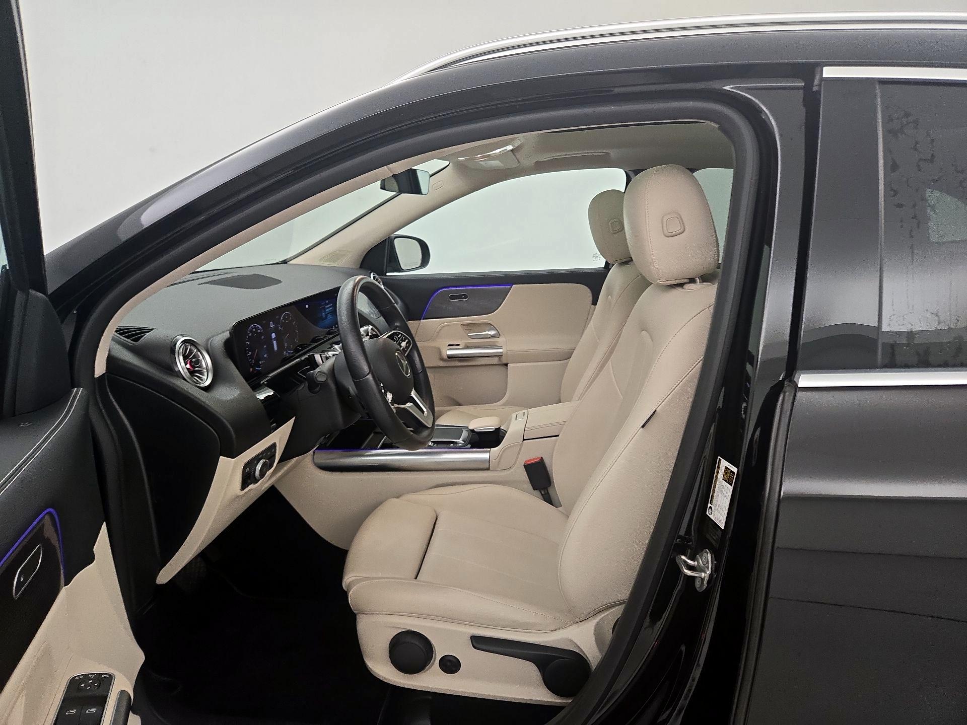 Thumbnail: 2022 Mercedes-Benz GLA - 11