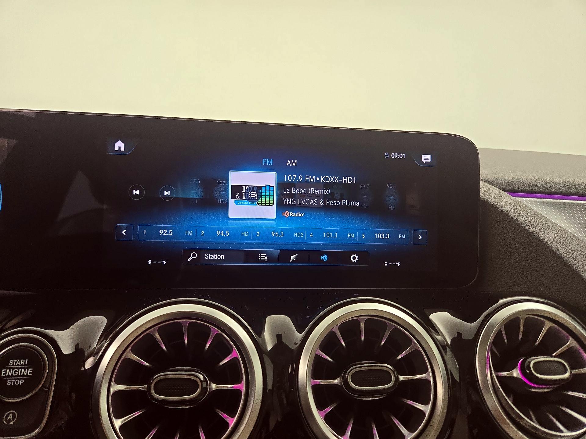 Thumbnail: 2022 Mercedes-Benz GLA - 15