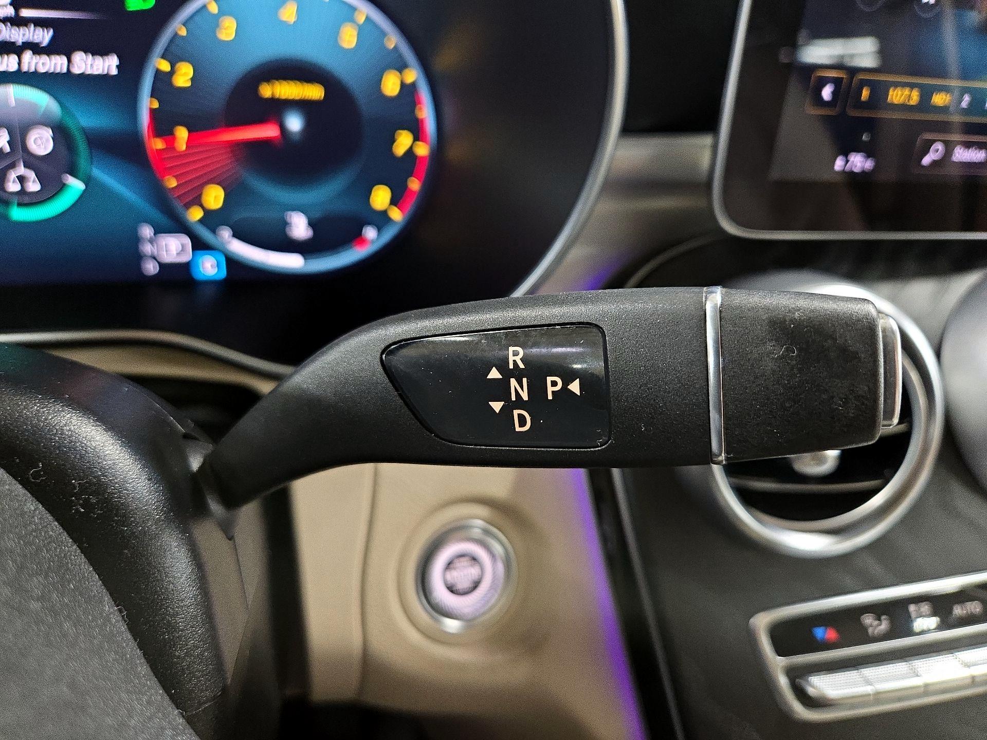 Thumbnail: 2022 Mercedes-Benz GLC - 17