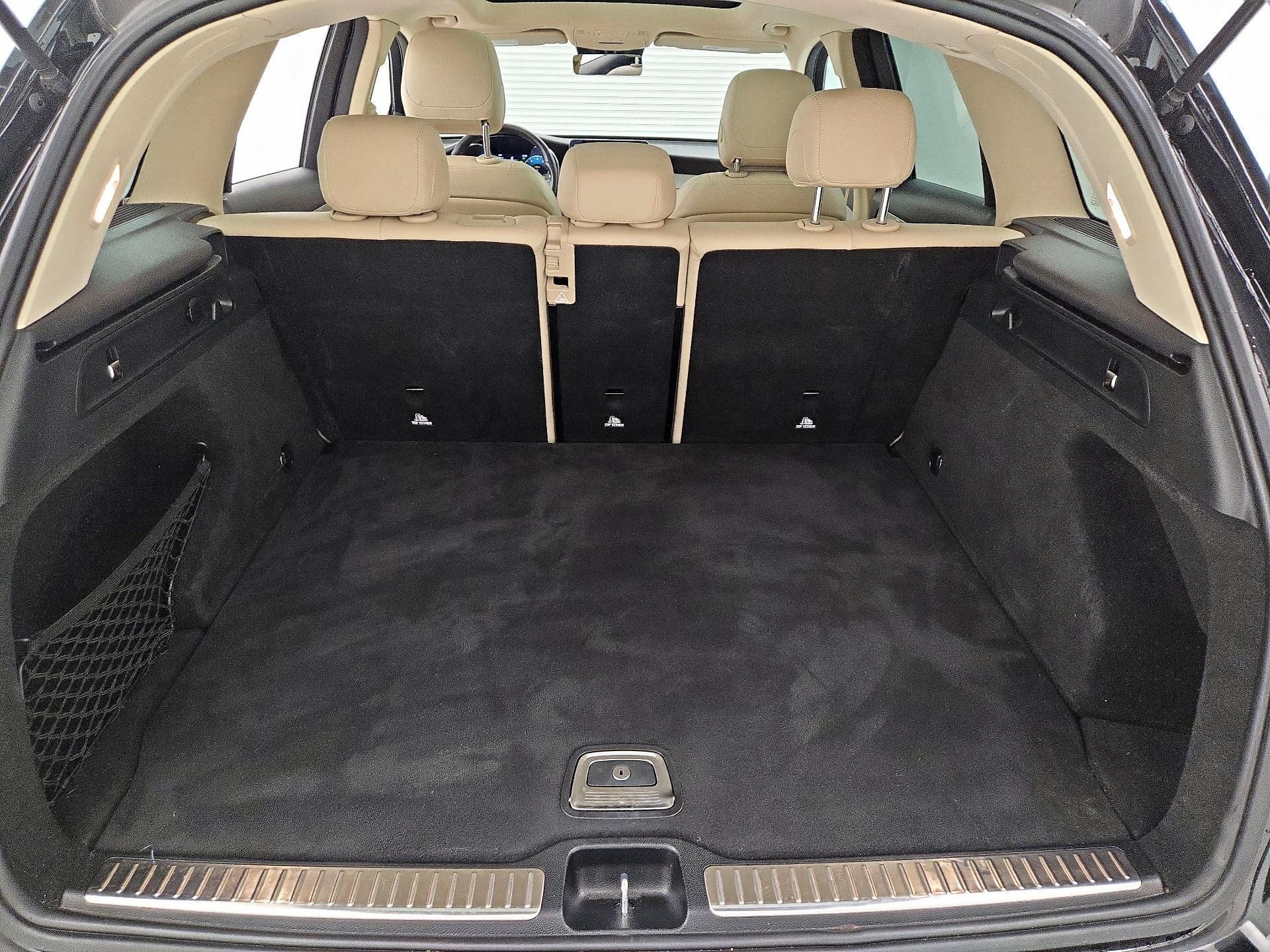 Thumbnail: 2022 Mercedes-Benz GLC - 20