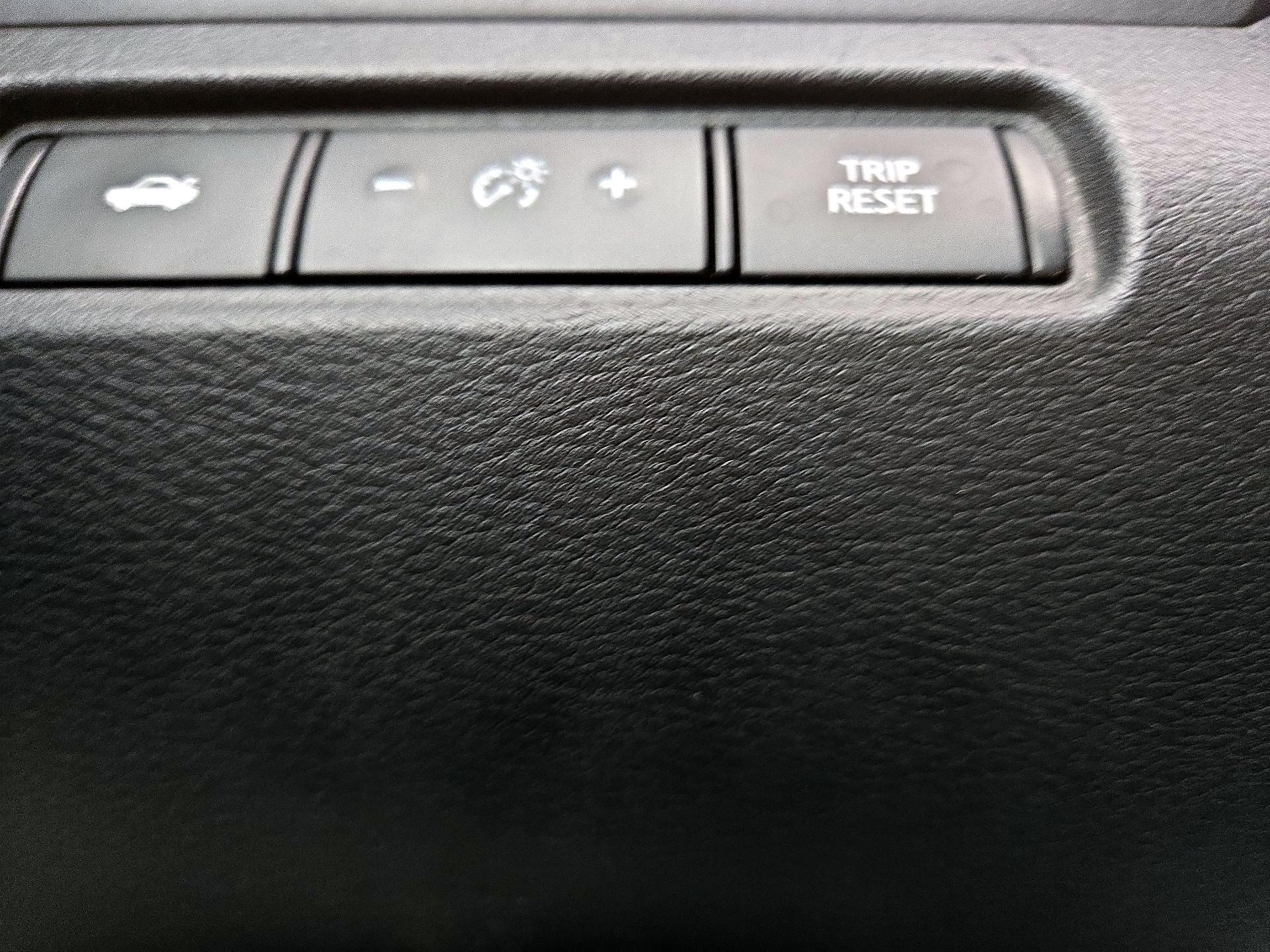 Thumbnail: 2021 Nissan Altima - 13