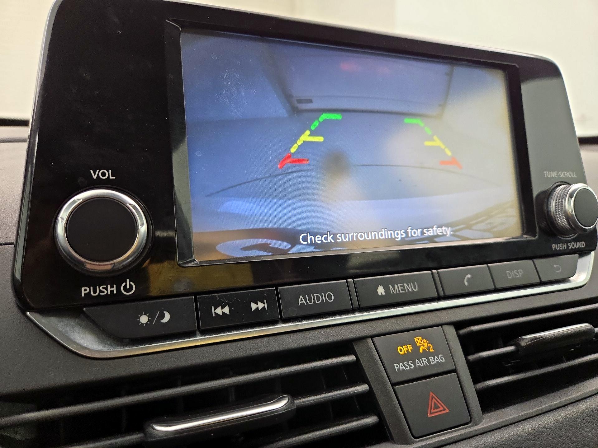 Thumbnail: 2021 Nissan Altima - 14