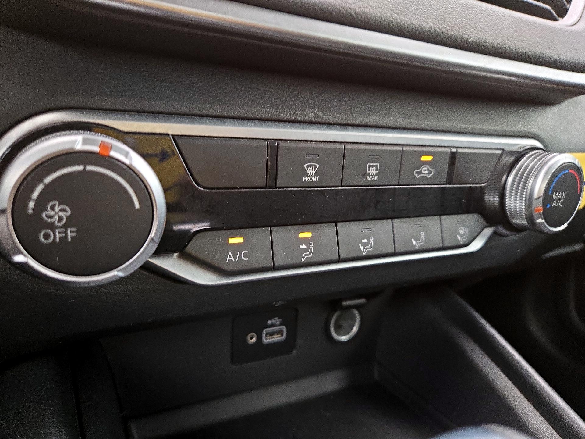 Thumbnail: 2021 Nissan Altima - 16