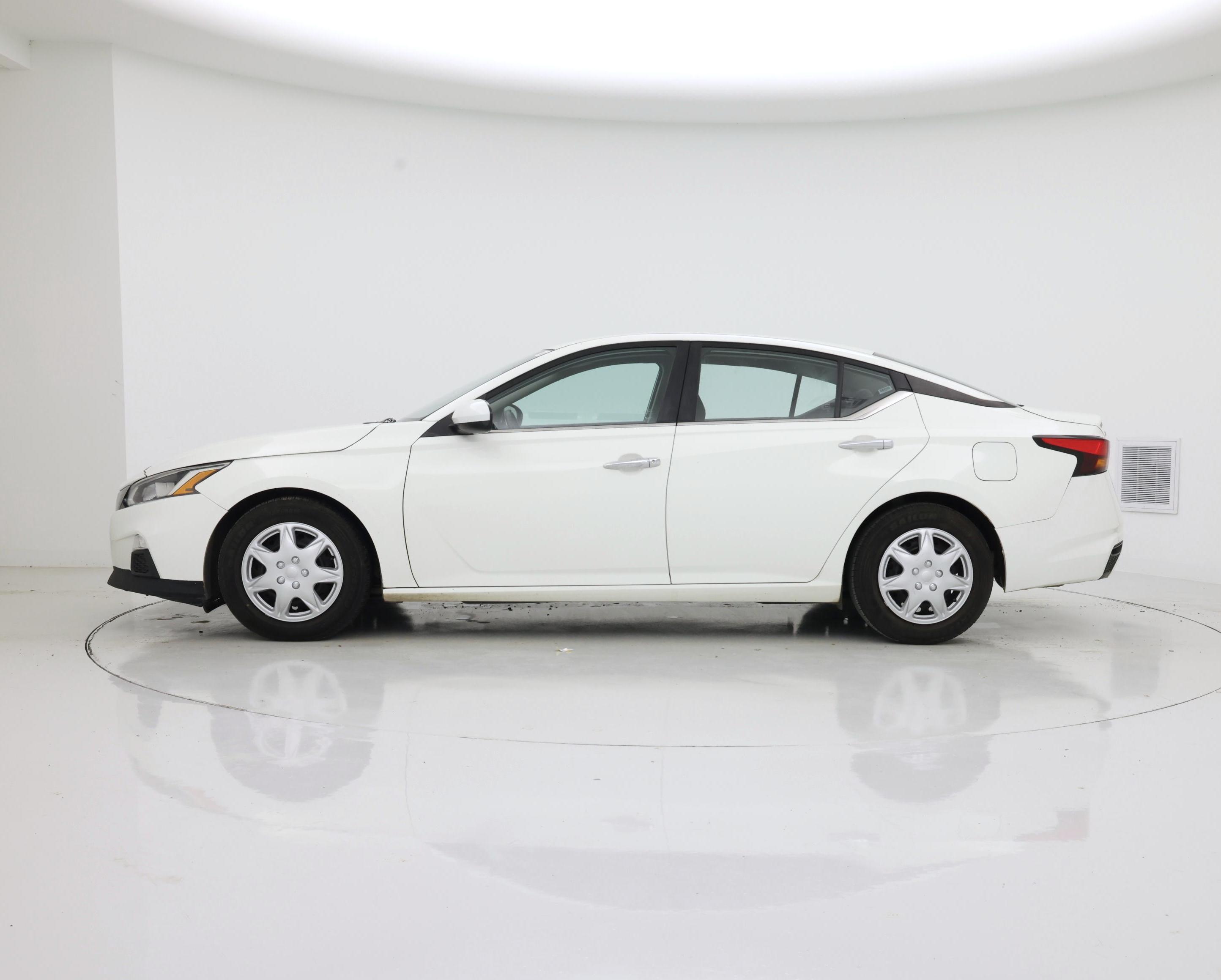 Thumbnail: 2021 Nissan Altima - 3