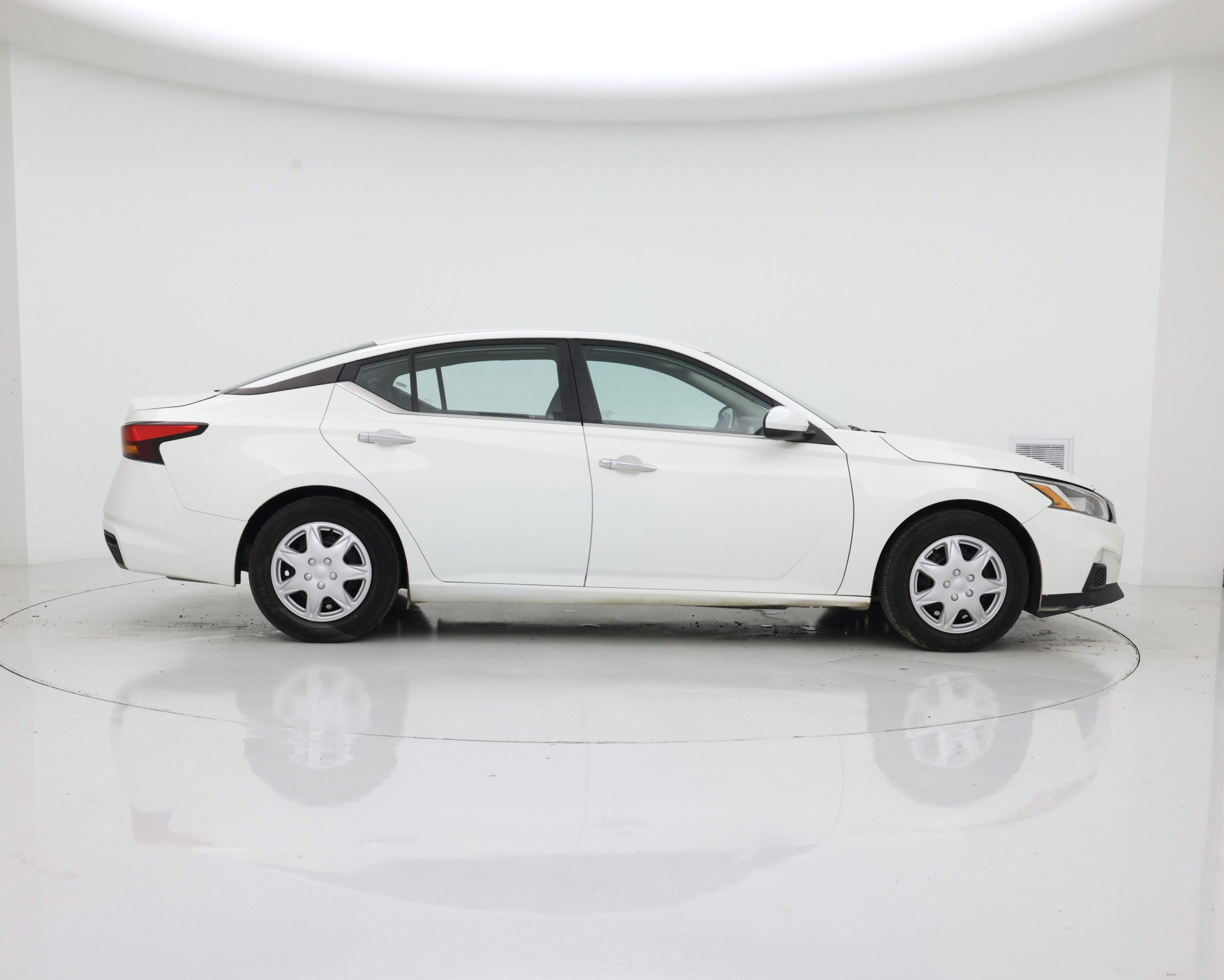 Thumbnail: 2021 Nissan Altima - 7