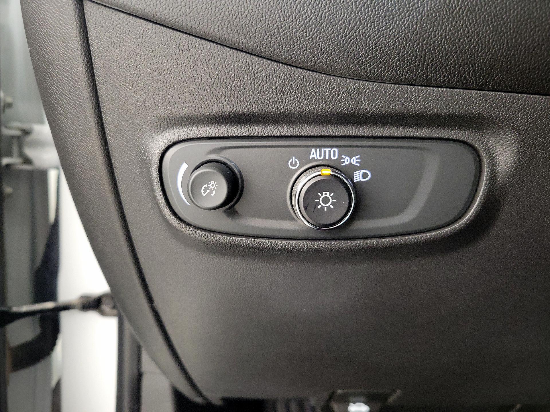 Thumbnail: 2023 Chevrolet Equinox - 13