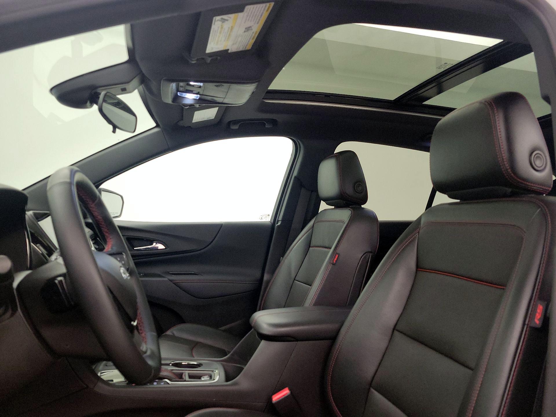 Thumbnail: 2023 Chevrolet Equinox - 18