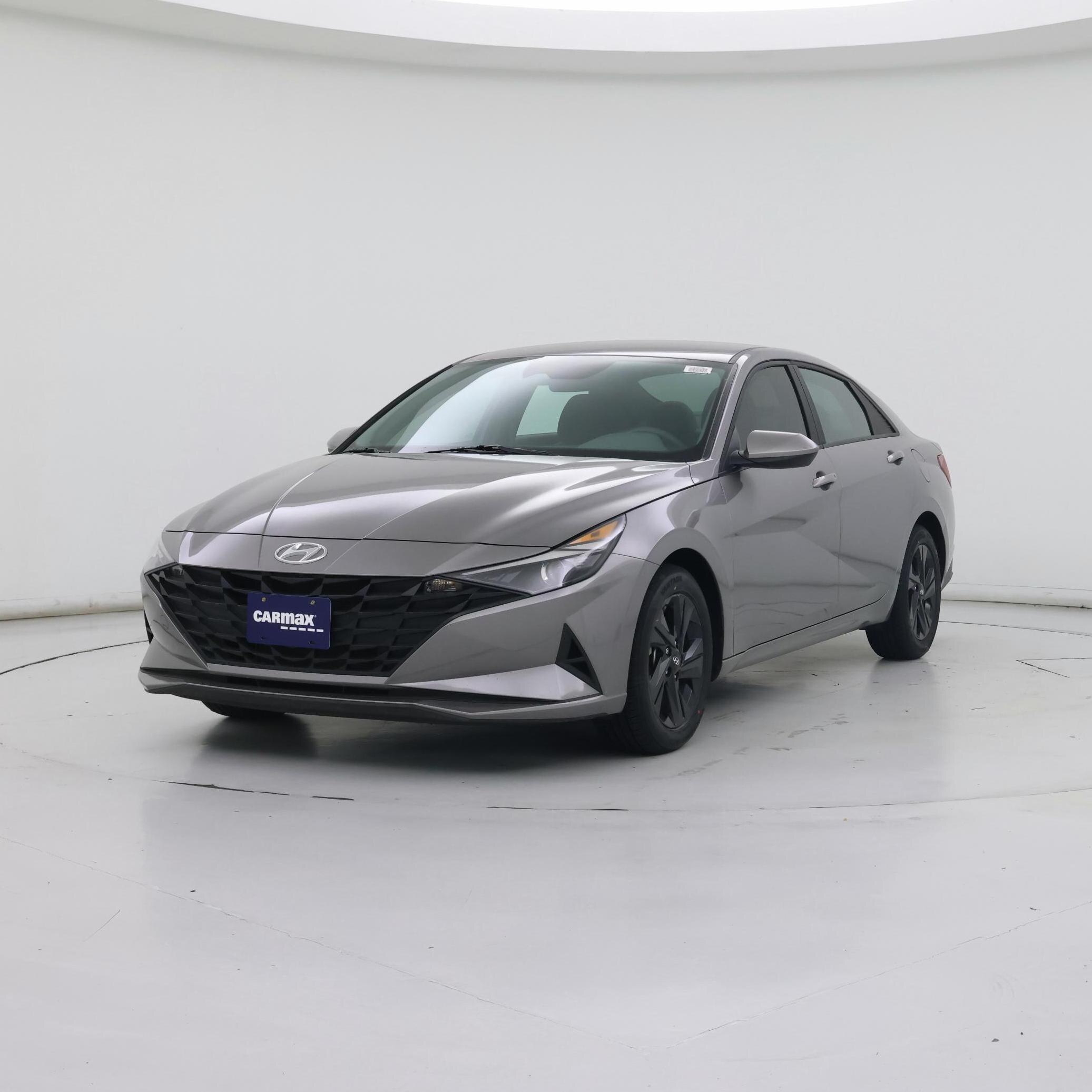 Thumbnail: 2023 Hyundai Elantra - 4