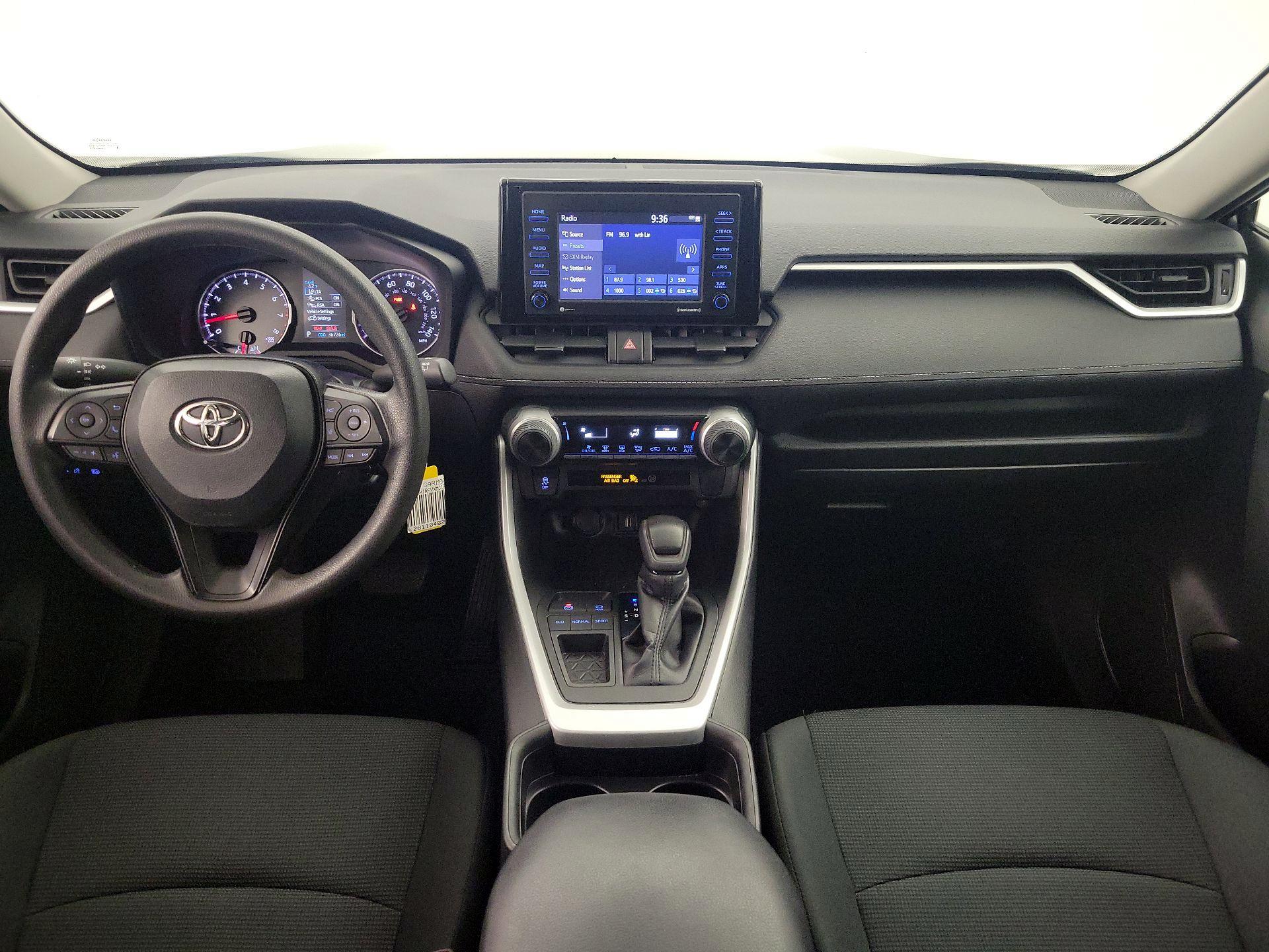 Thumbnail: 2021 Toyota RAV4 - 9