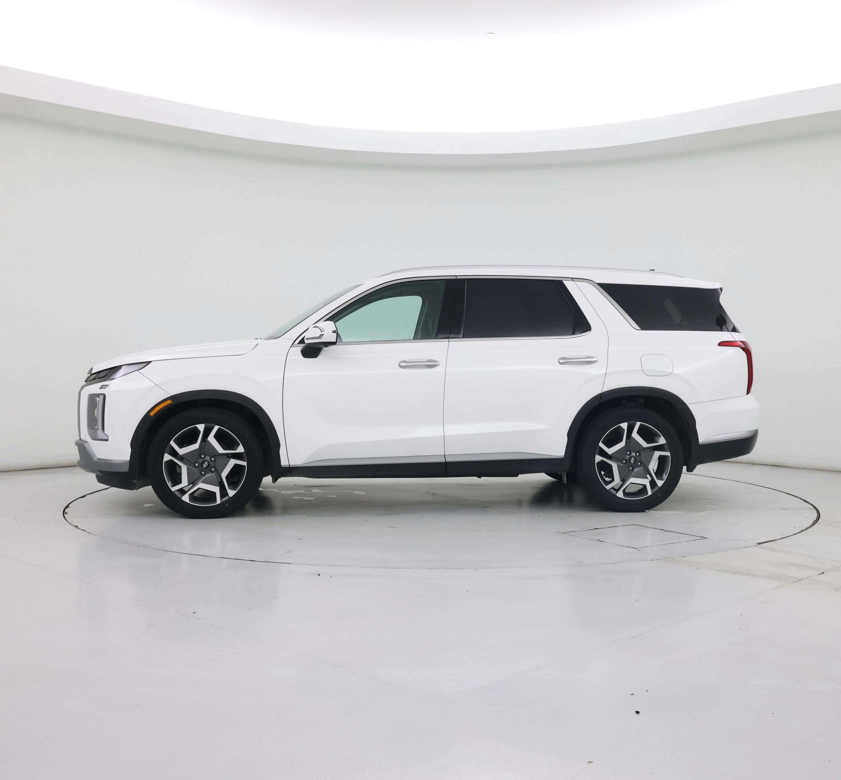 Thumbnail: 2023 Hyundai Palisade - 3