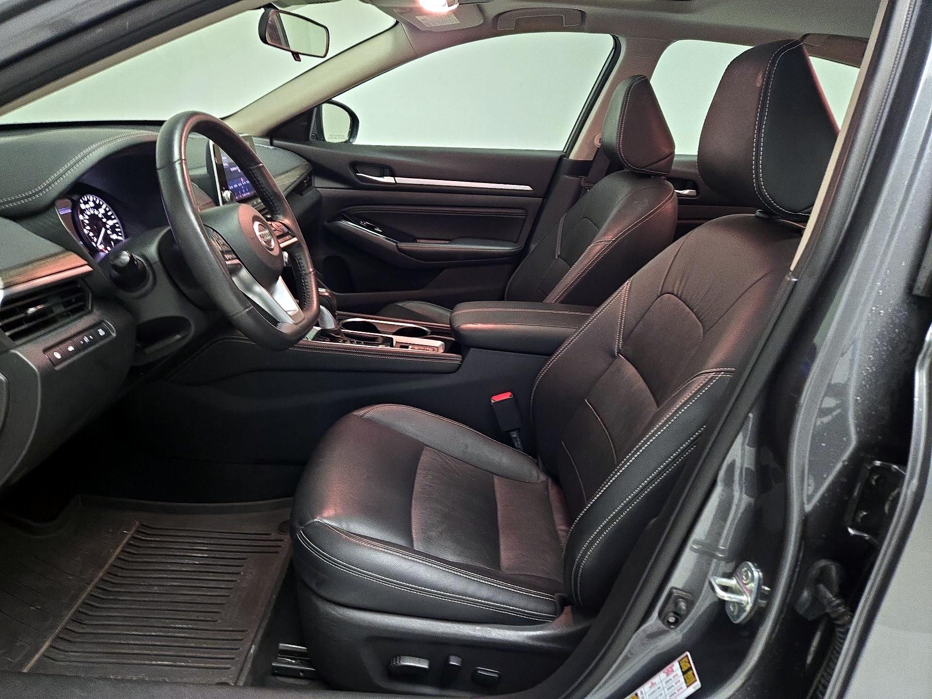 Thumbnail: 2022 Nissan Altima - 11