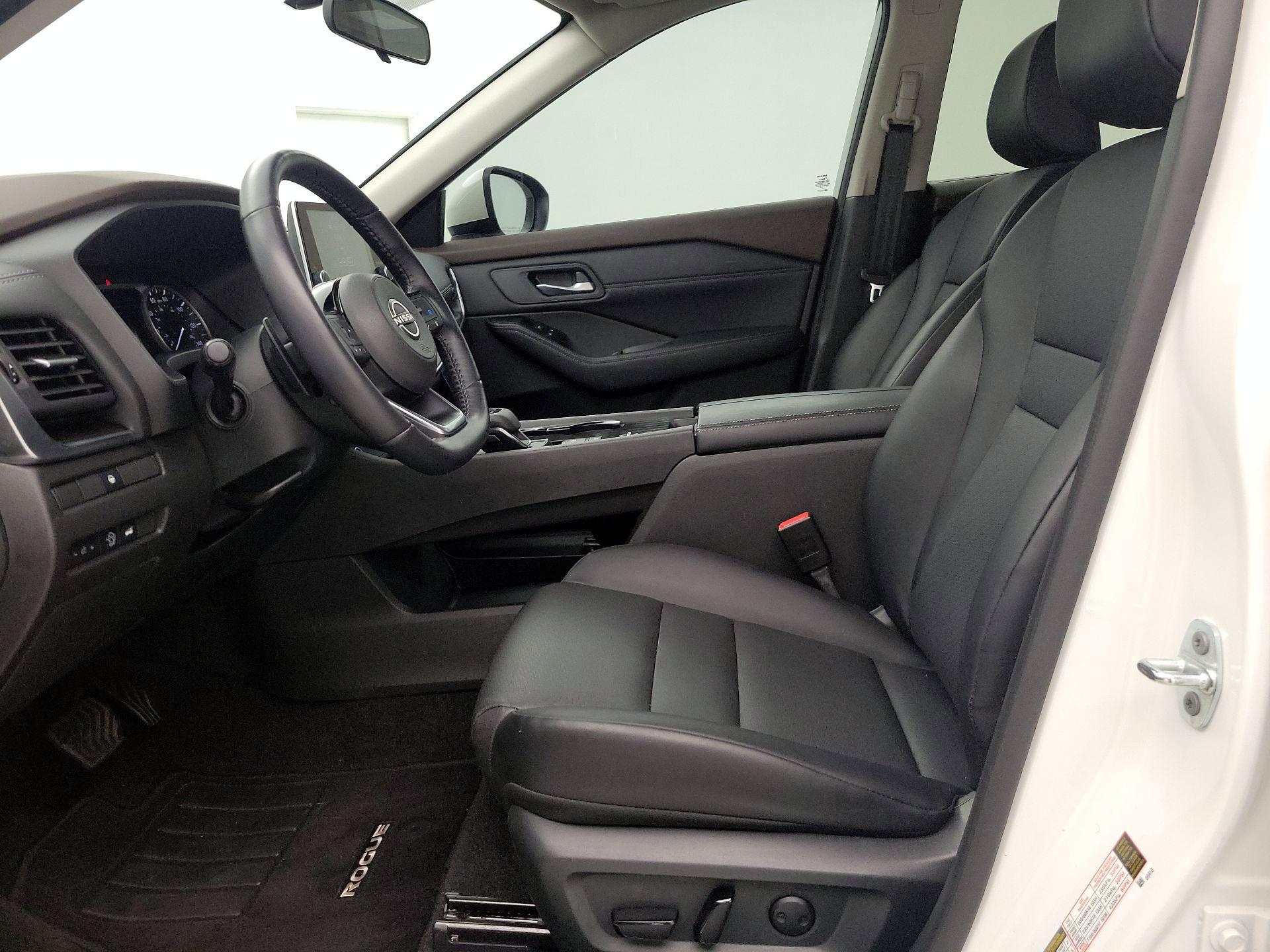 Thumbnail: 2023 Nissan Rogue - 11