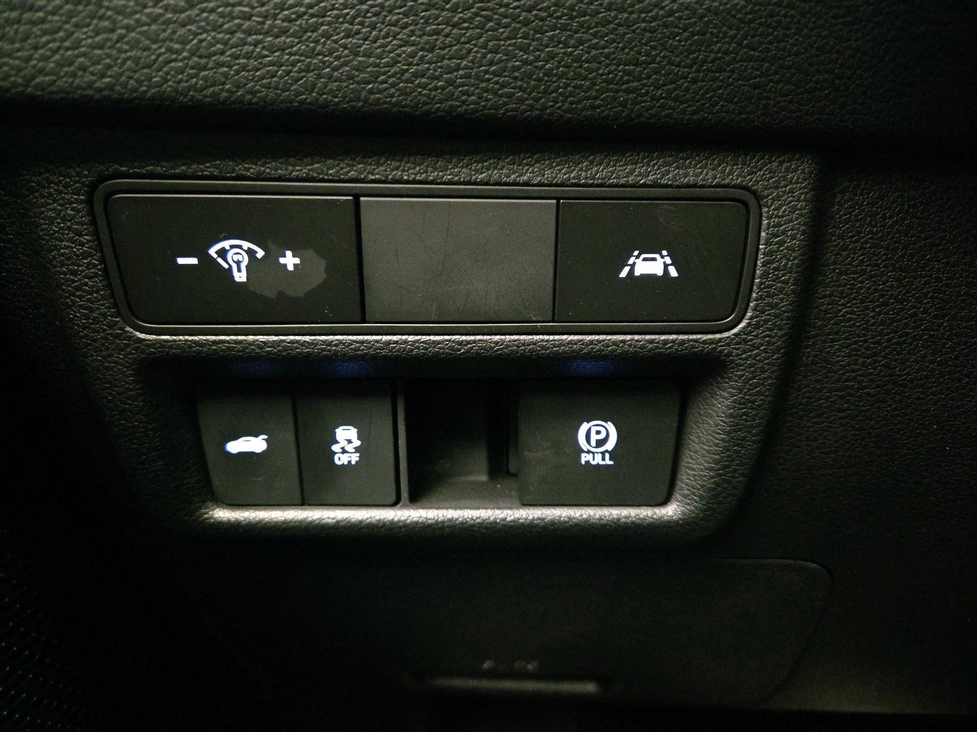 Thumbnail: 2023 Hyundai Sonata - 13