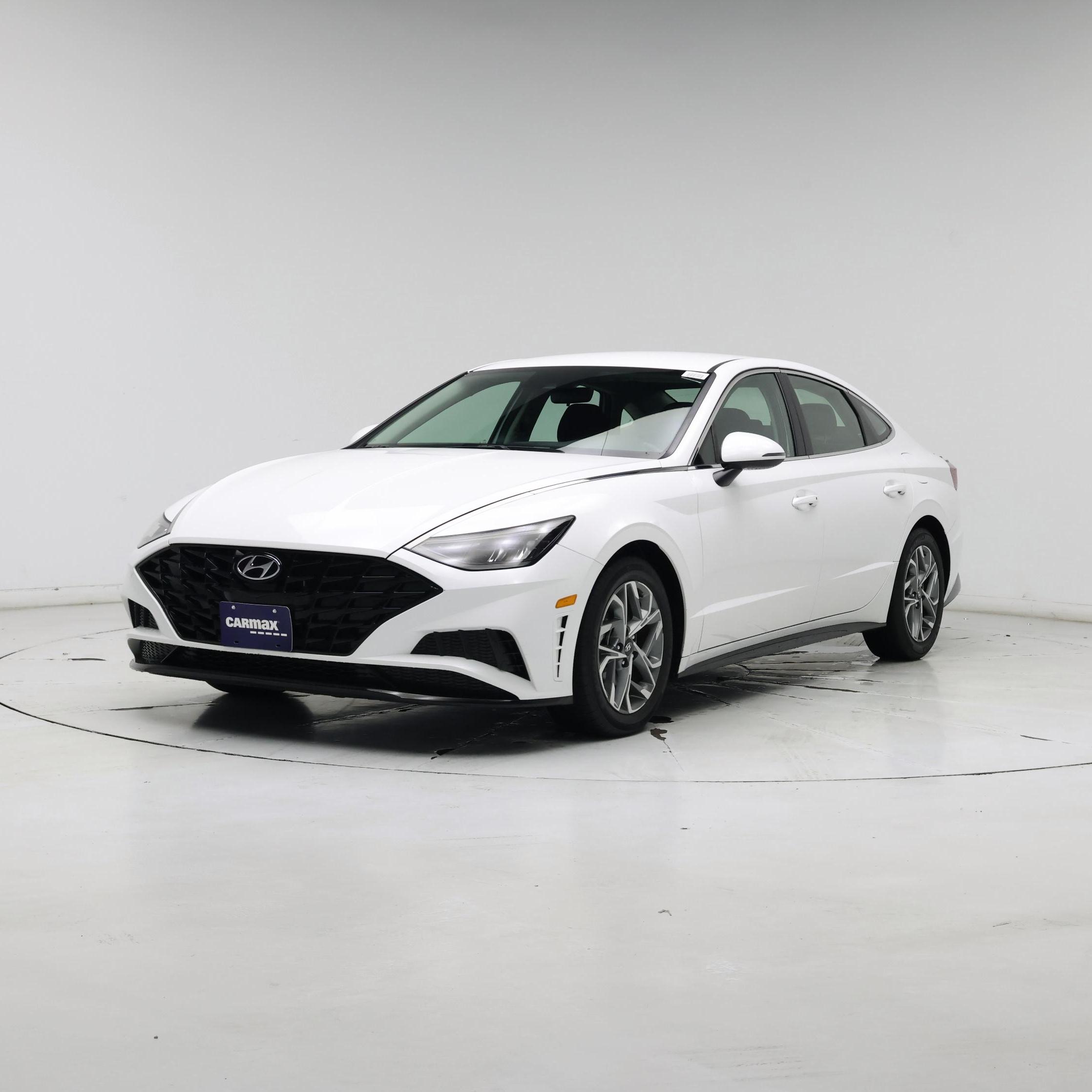 Thumbnail: 2023 Hyundai Sonata - 4