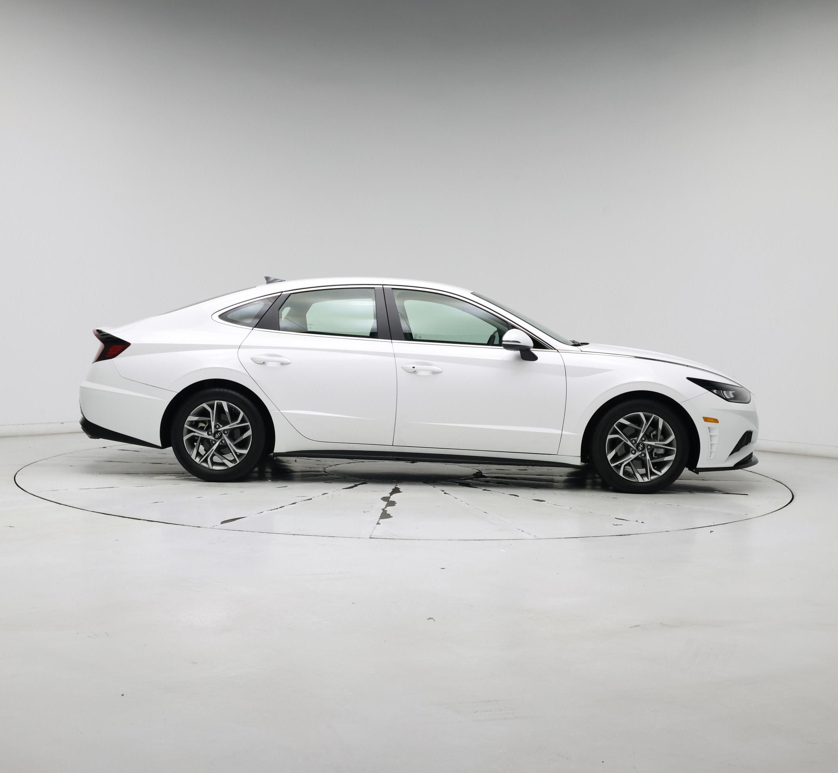 Thumbnail: 2023 Hyundai Sonata - 7