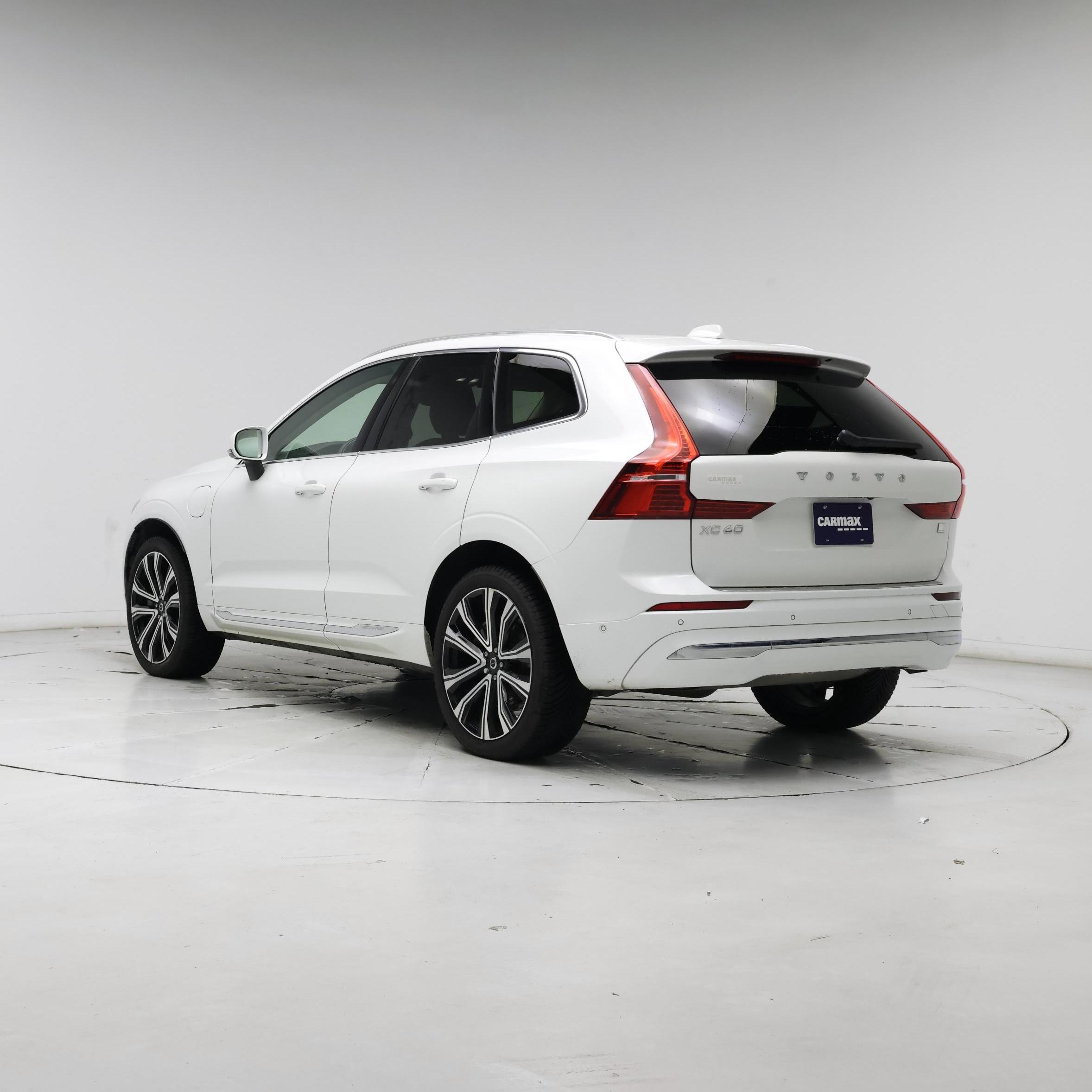 Thumbnail: 2023 Volvo XC60 - 2