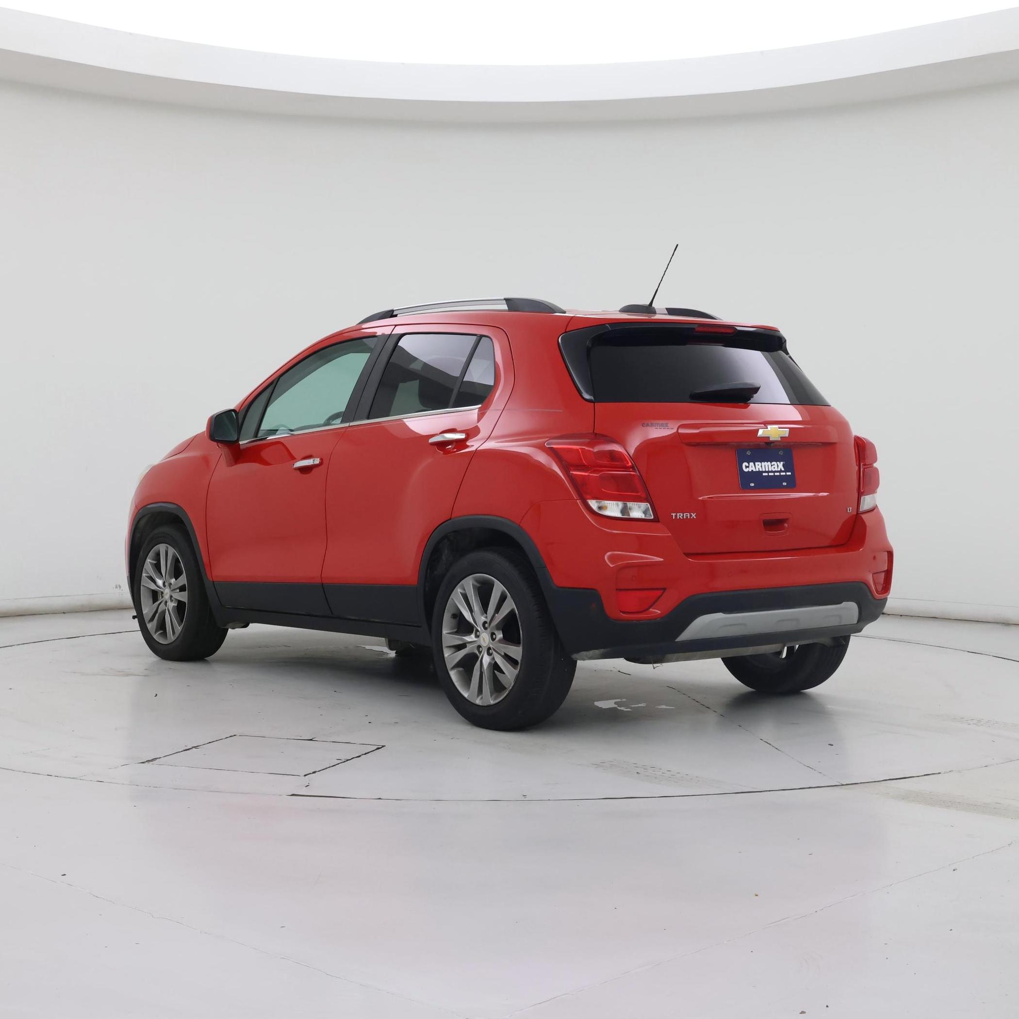 Thumbnail: 2020 Chevrolet Trax - 2