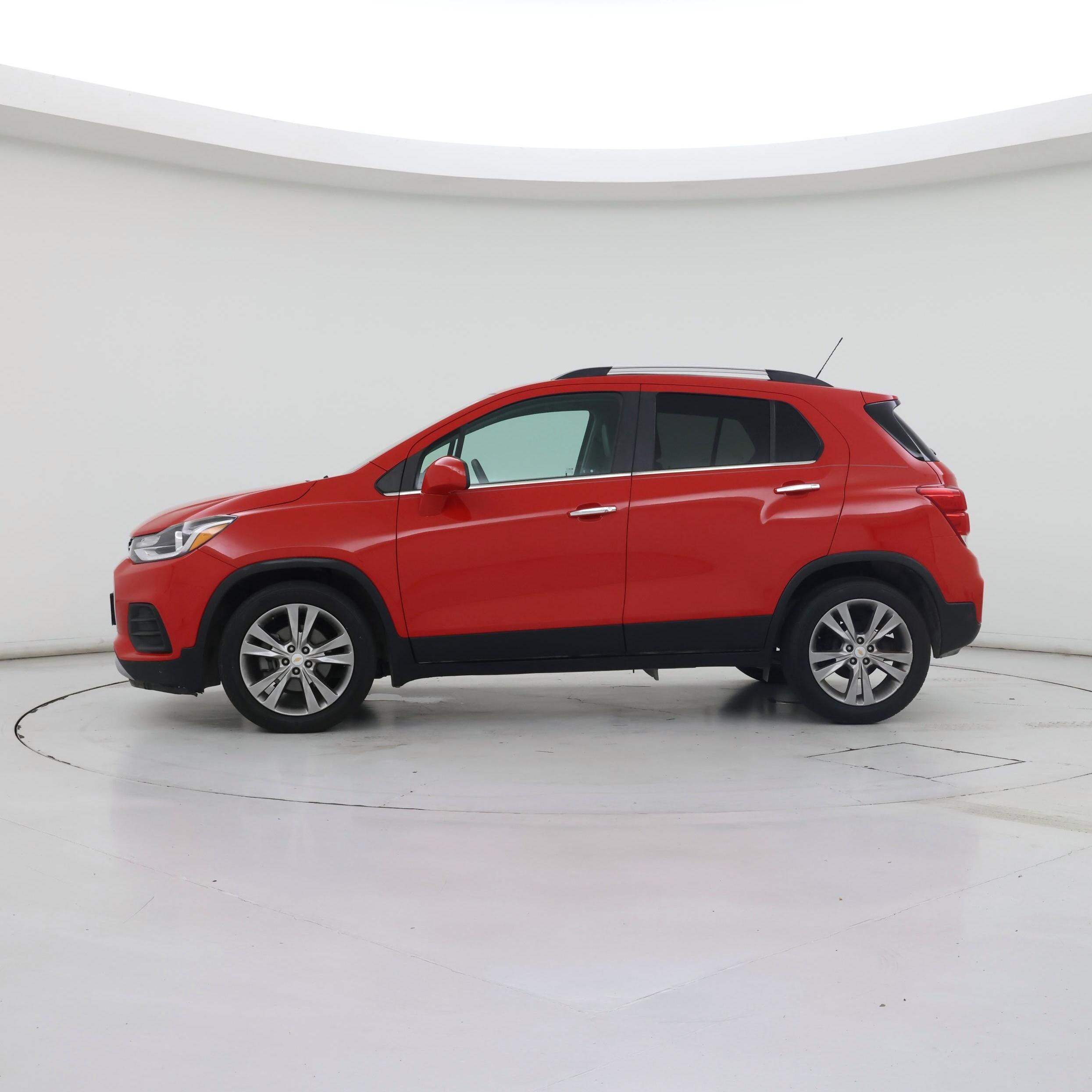 Thumbnail: 2020 Chevrolet Trax - 3