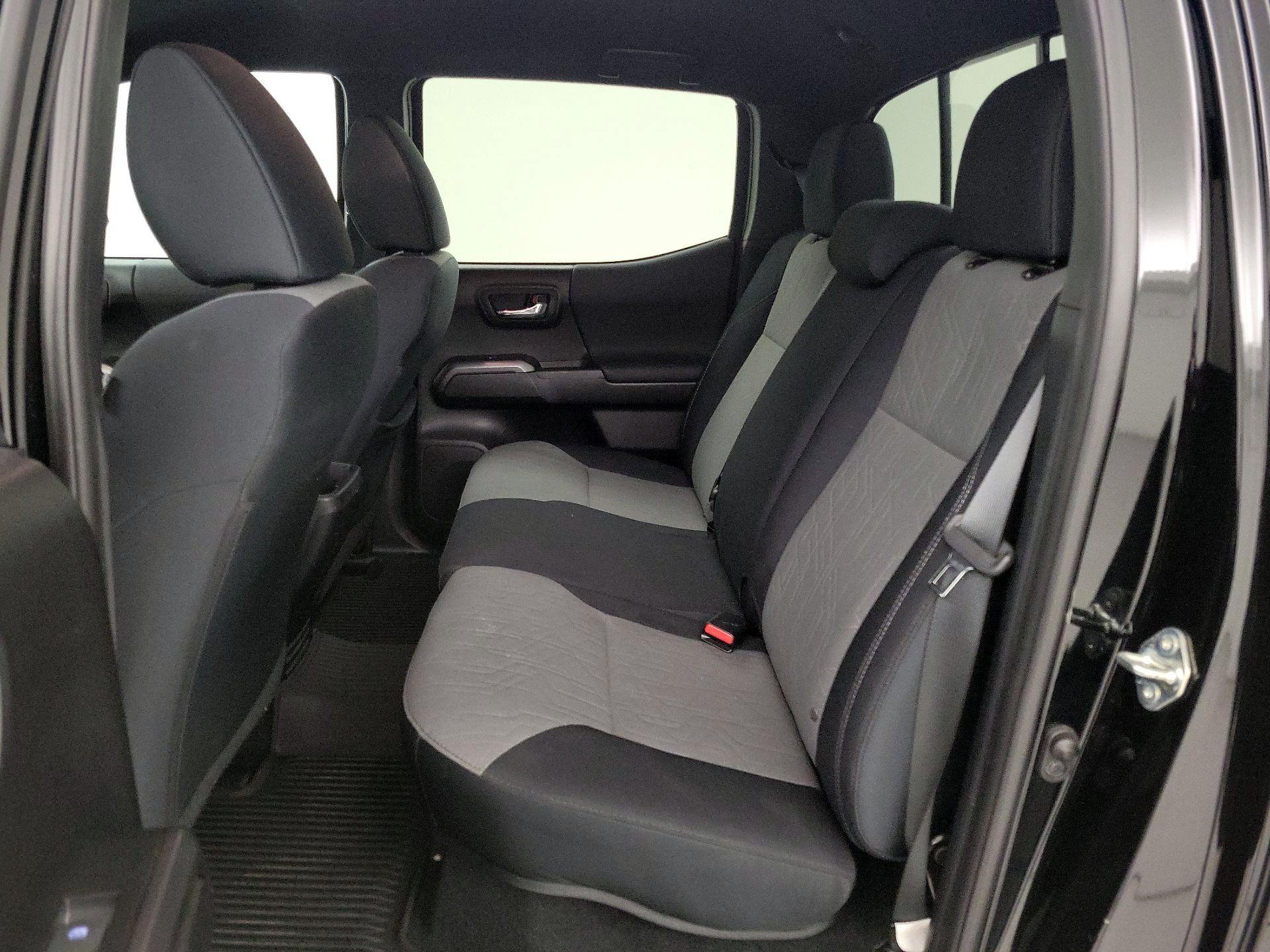 Thumbnail: 2021 Toyota Tacoma - 18