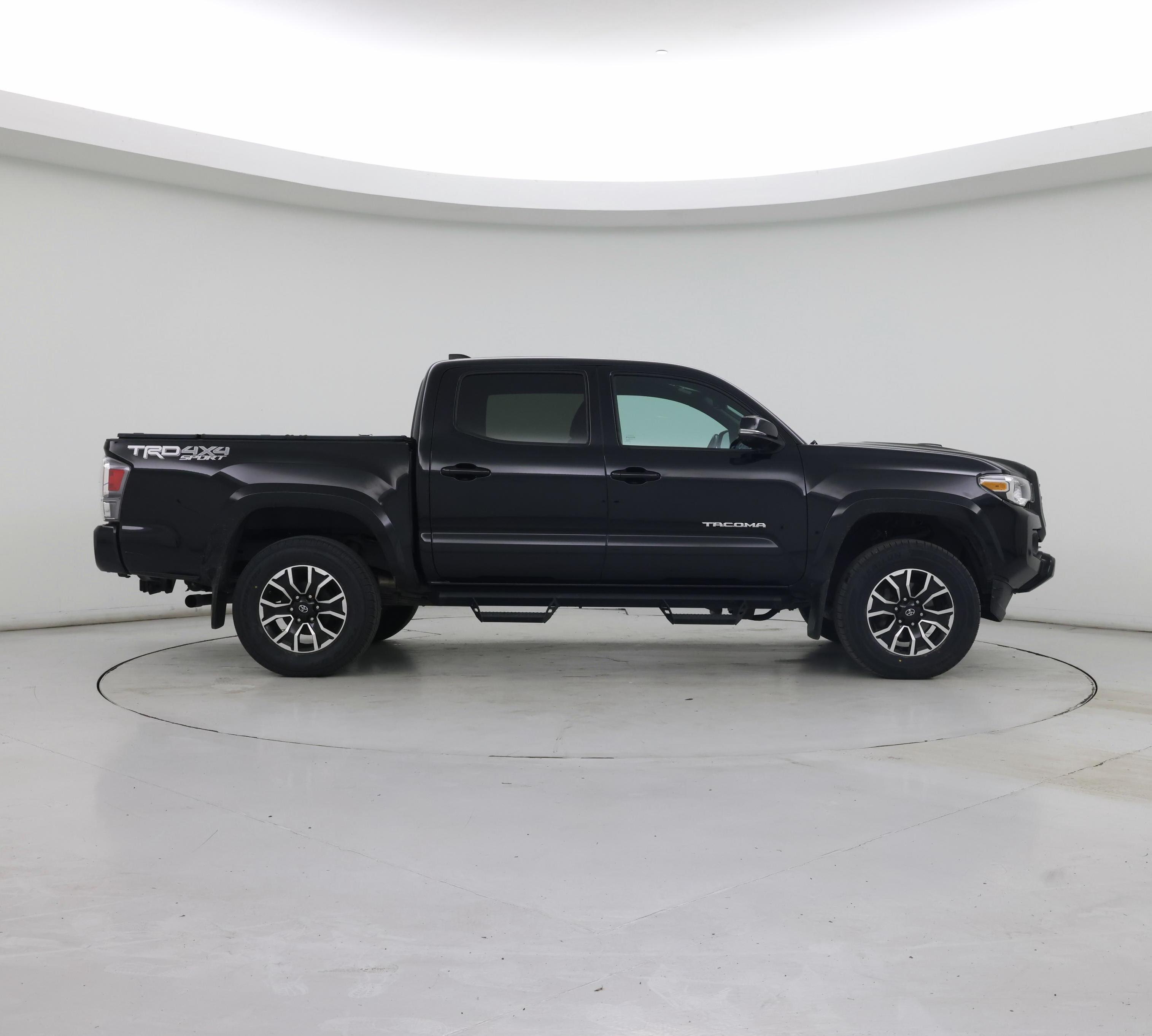 Thumbnail: 2021 Toyota Tacoma - 7