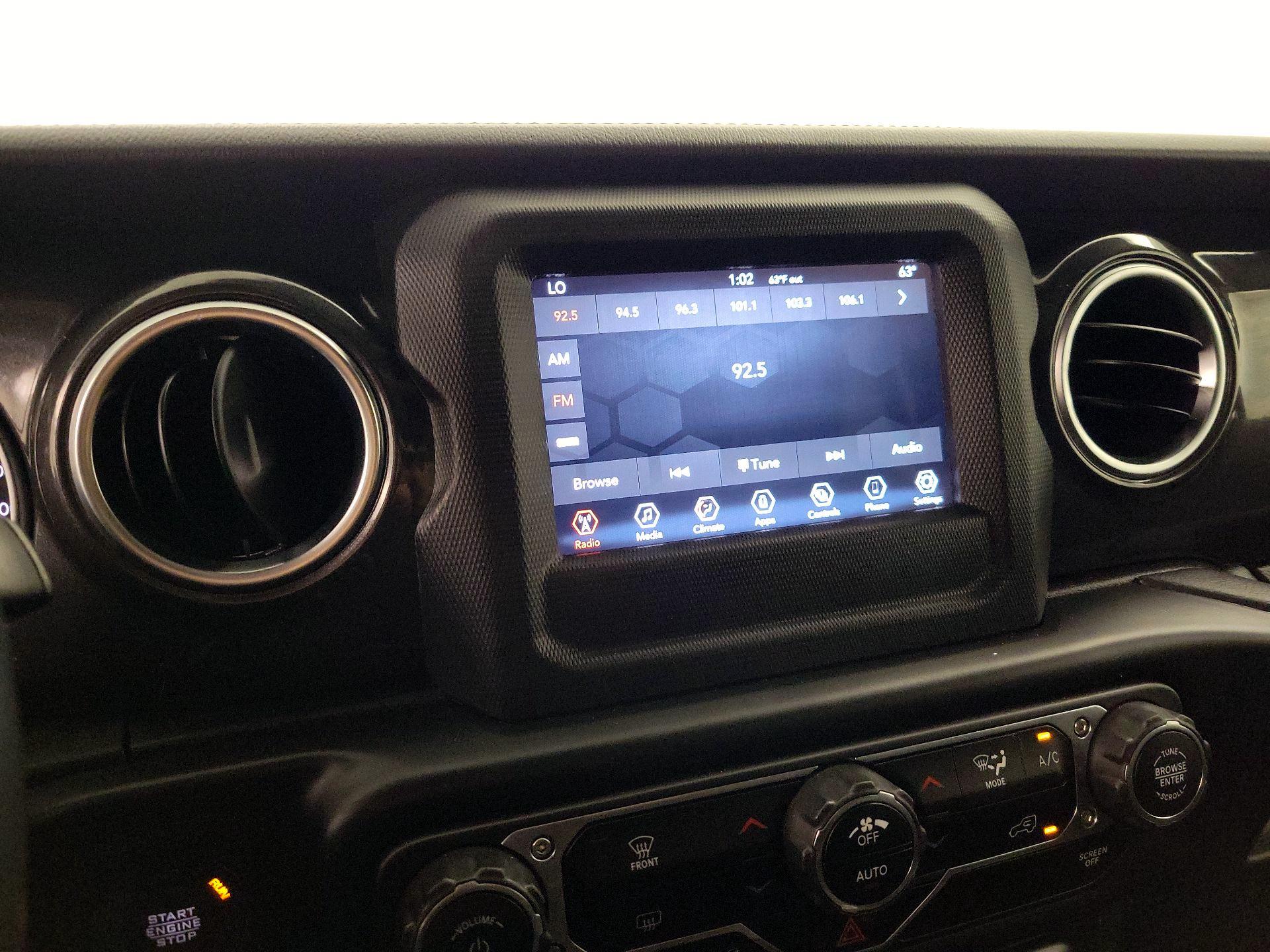 Thumbnail: 2021 Jeep Wrangler - 15