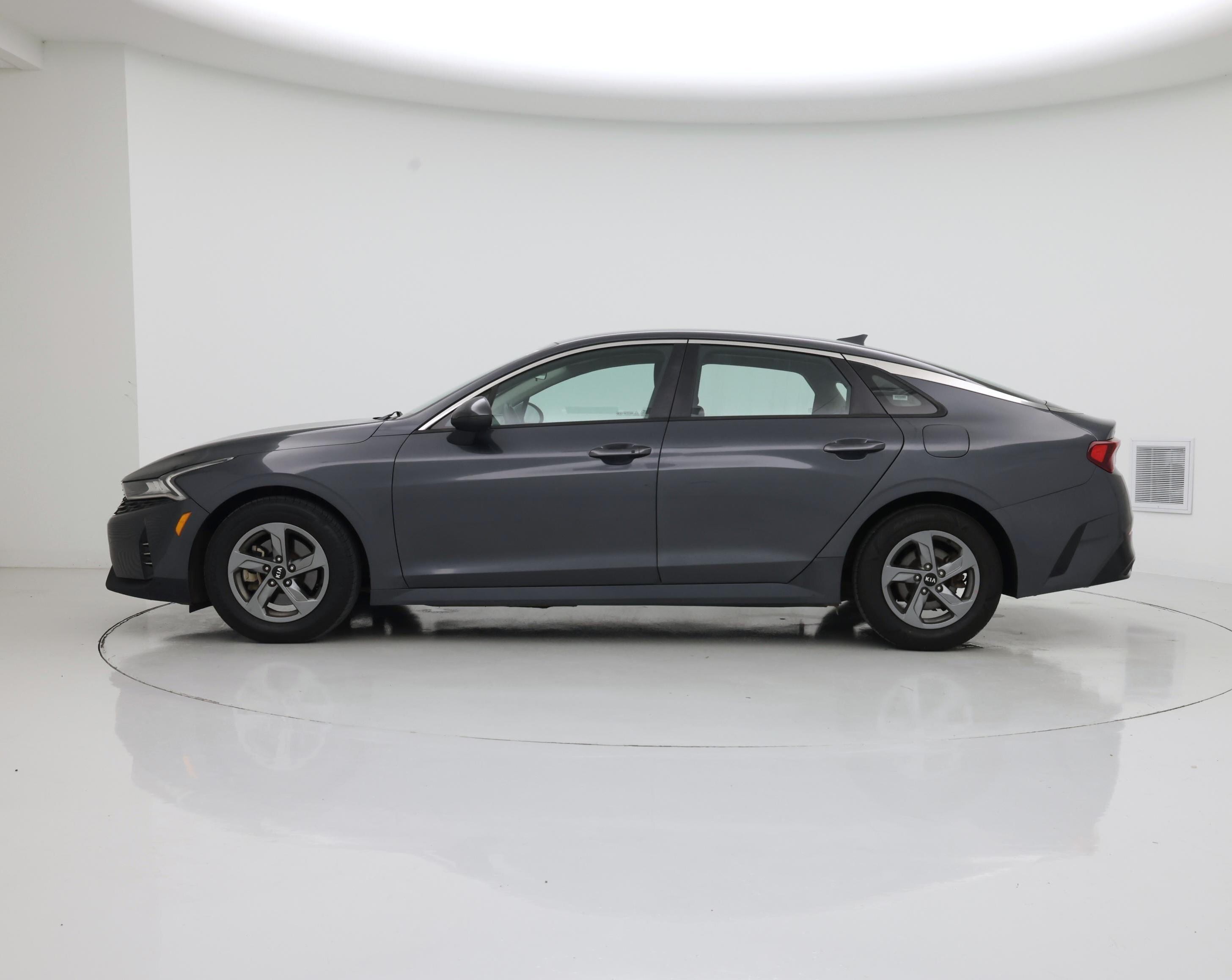 Thumbnail: 2021 Kia K5 - 3