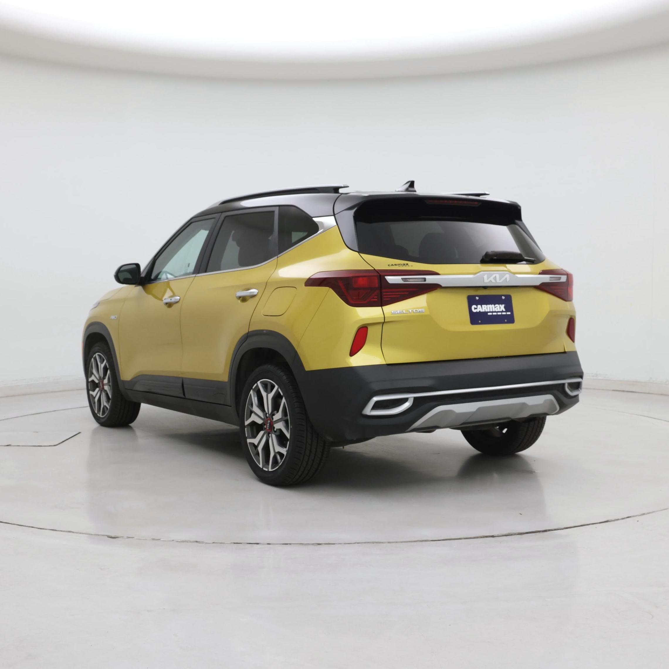 Thumbnail: 2022 Kia Seltos - 2