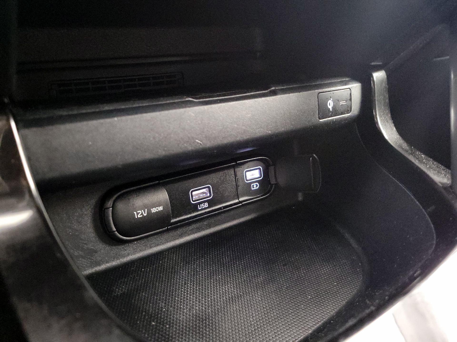 Thumbnail: 2022 Kia Seltos - 19