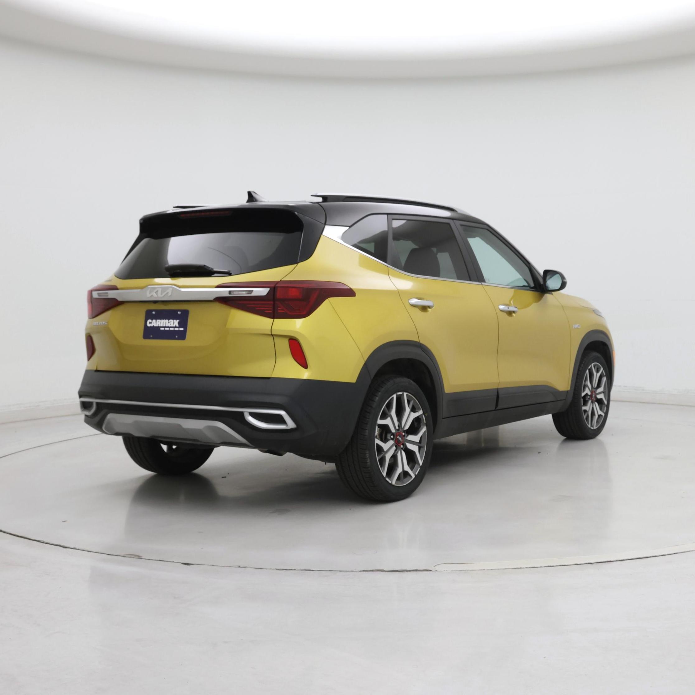 Thumbnail: 2022 Kia Seltos - 8