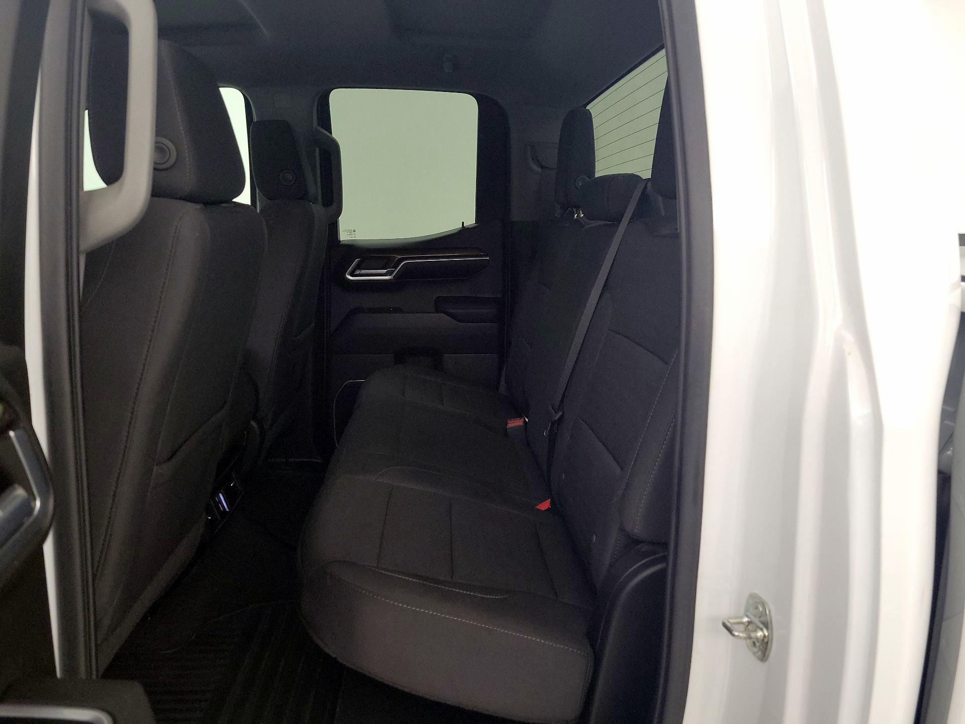 Thumbnail: 2023 Chevrolet Silverado 1500 - 18