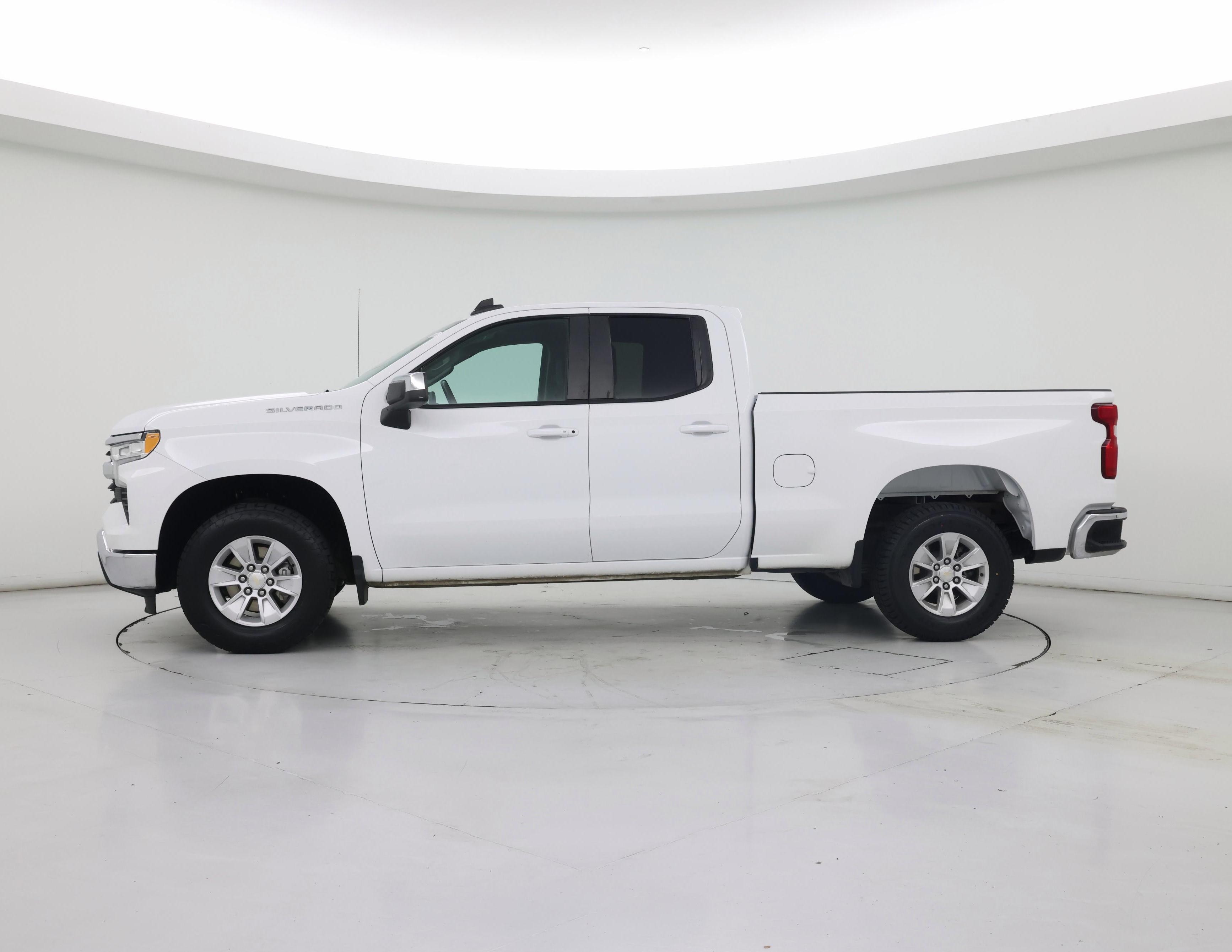 Thumbnail: 2023 Chevrolet Silverado 1500 - 3