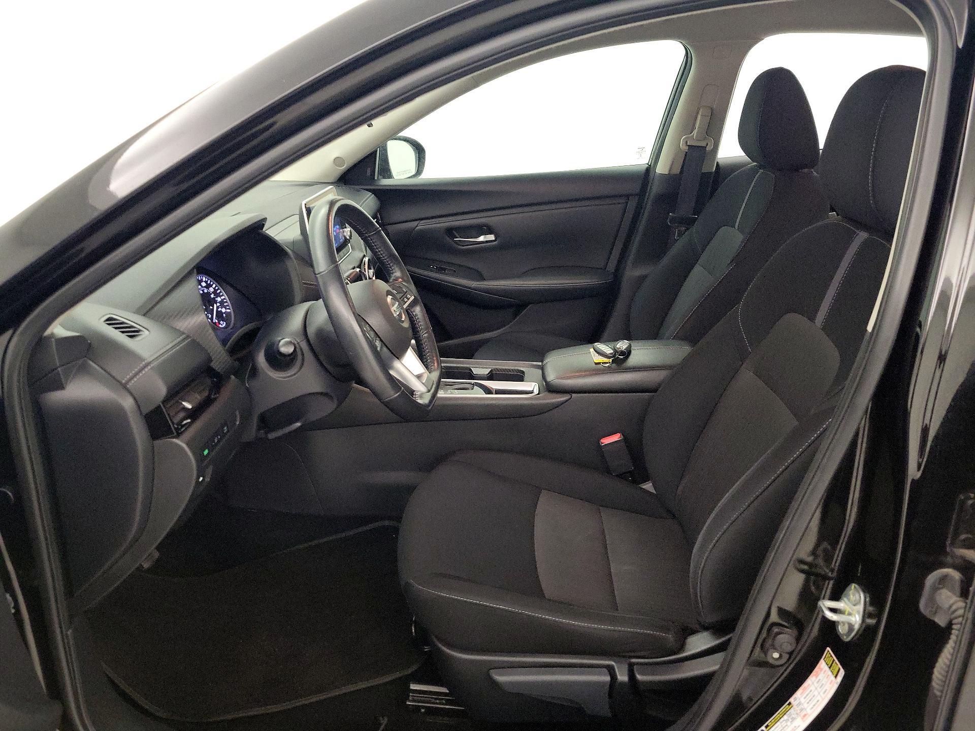 Thumbnail: 2023 Nissan Sentra - 11